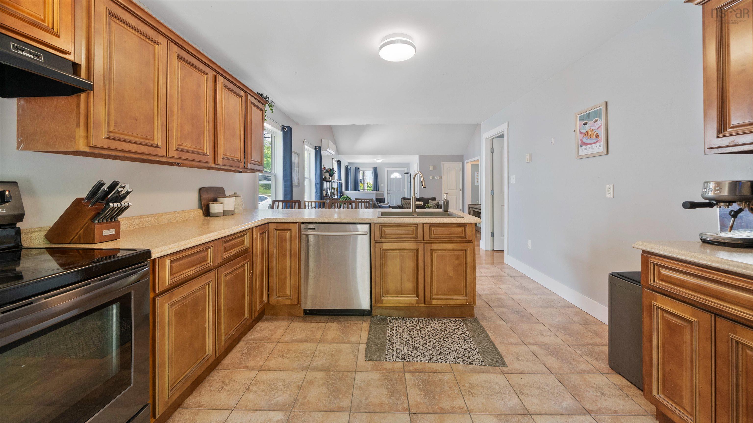 98B Woodlawn Road photo #13