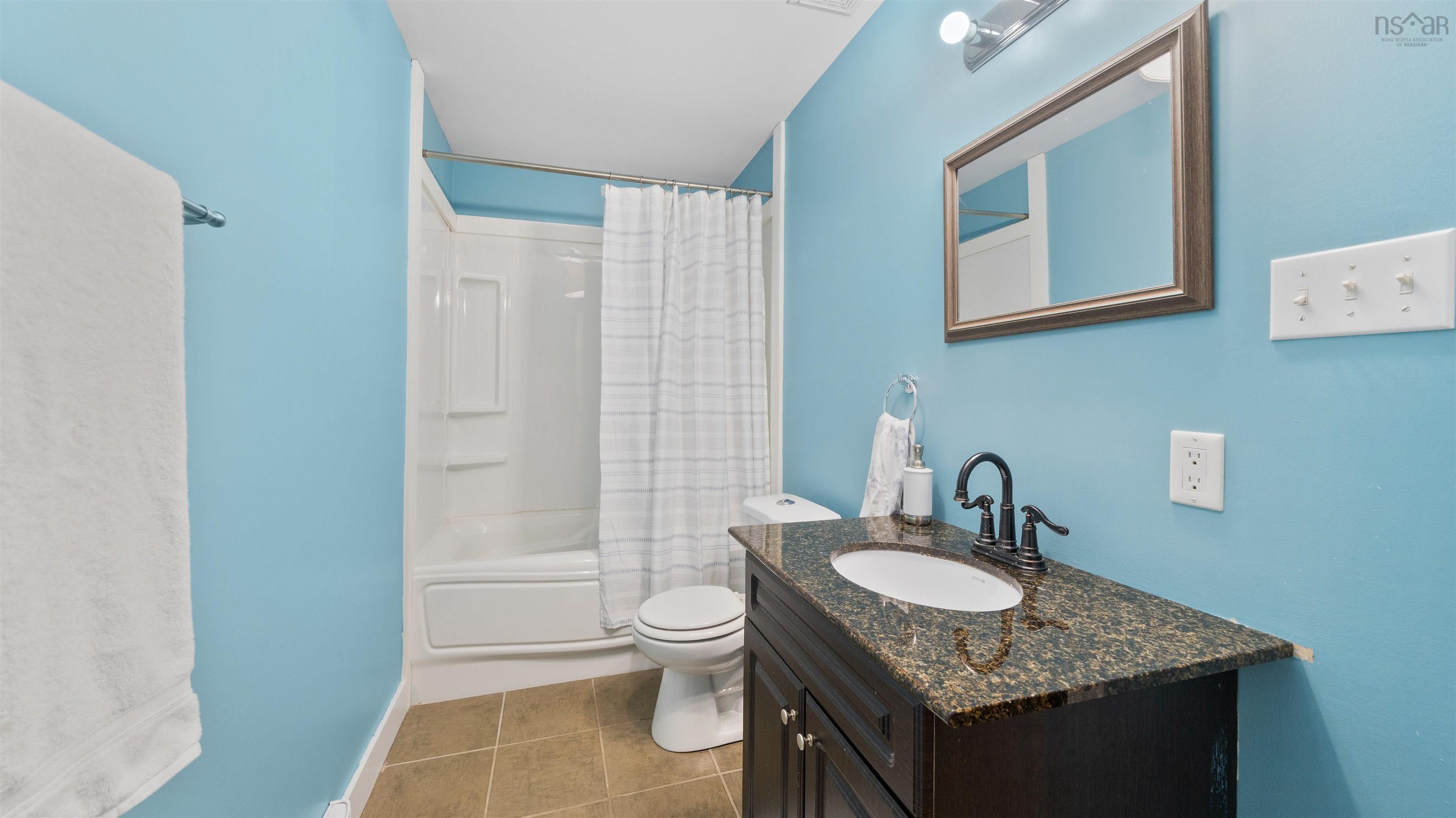 98B Woodlawn Road photo #35