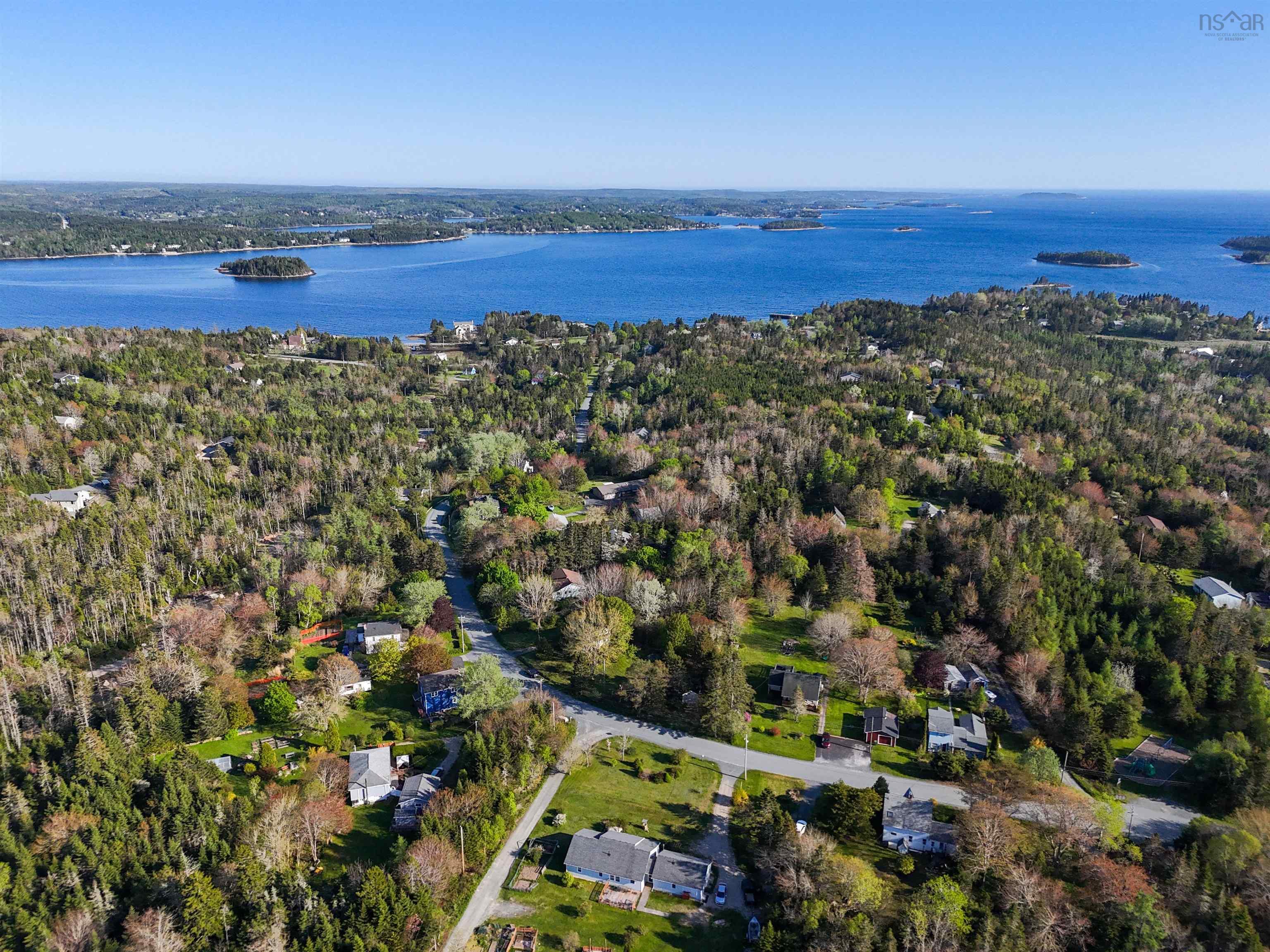 210 Island View Drive photo #32