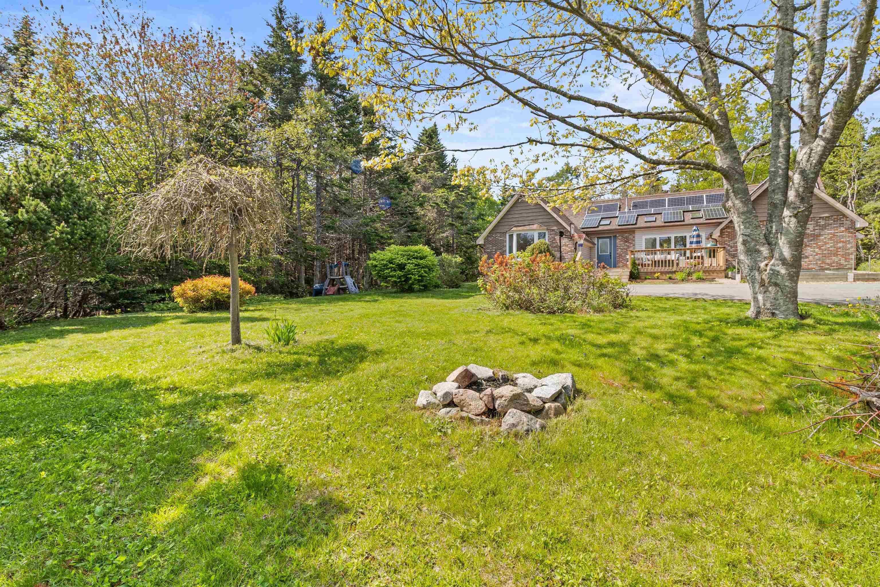252 Hillside Drive photo #36