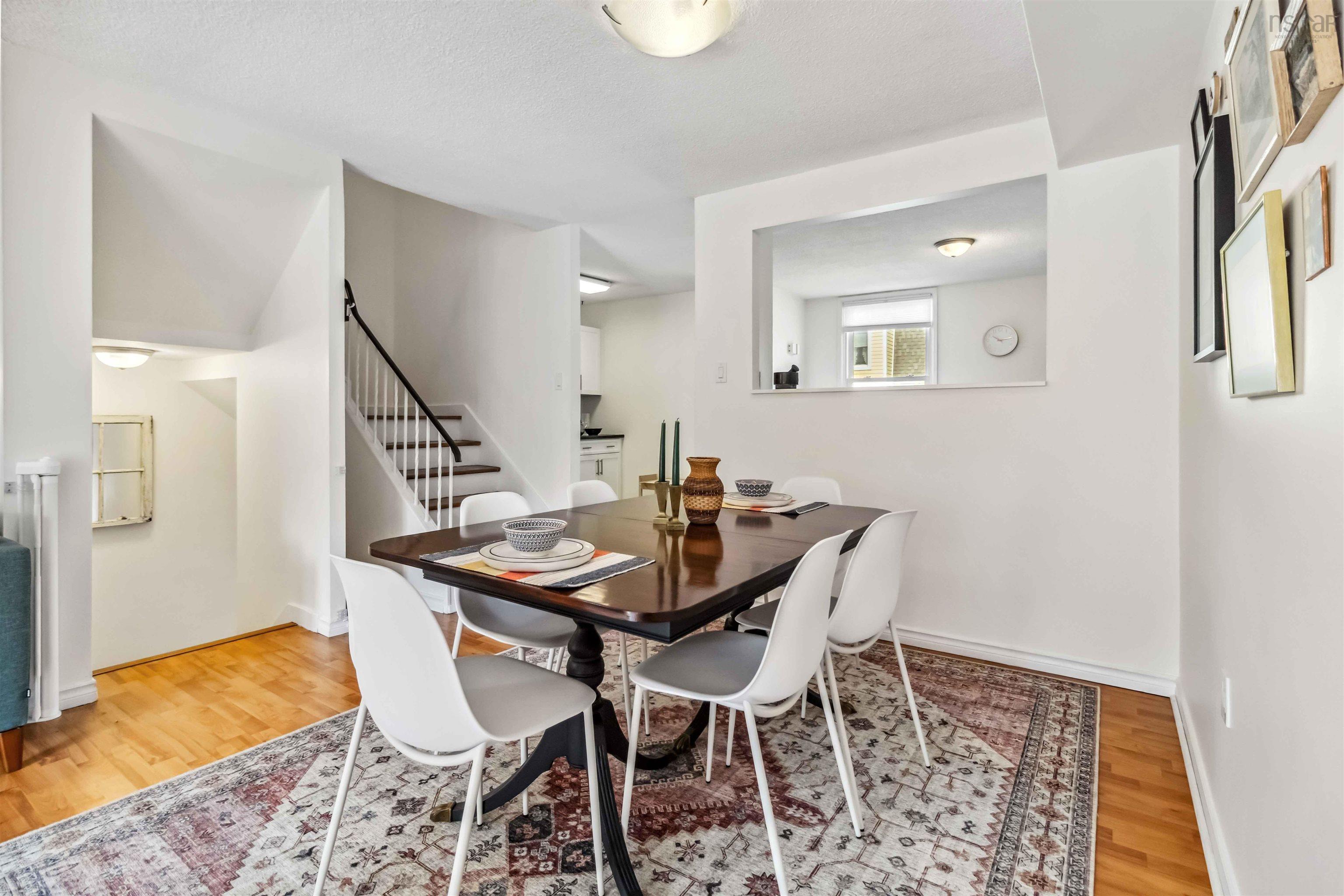 5546 Stoneham Court photo #11