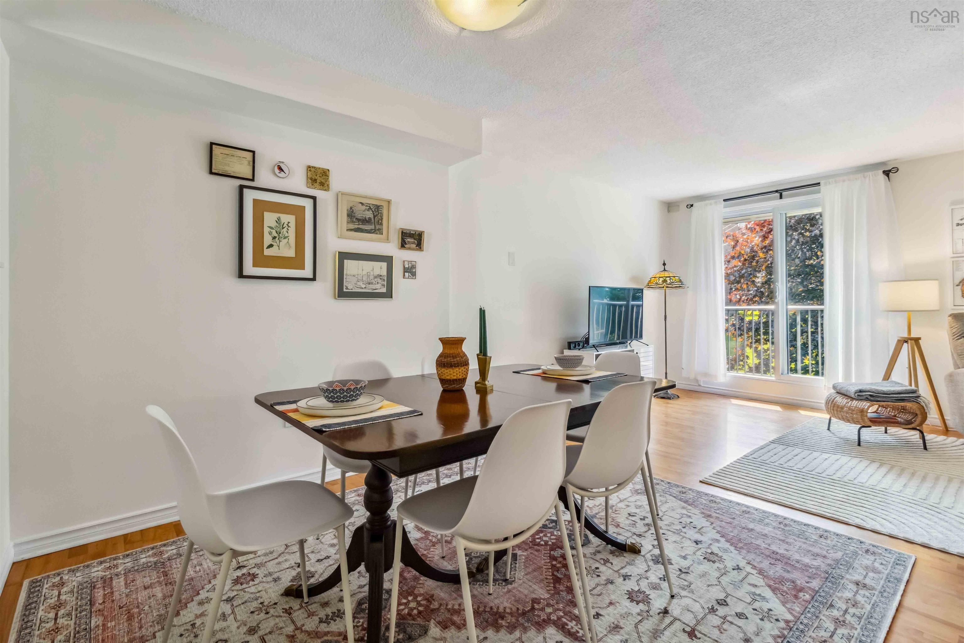 5546 Stoneham Court photo #16