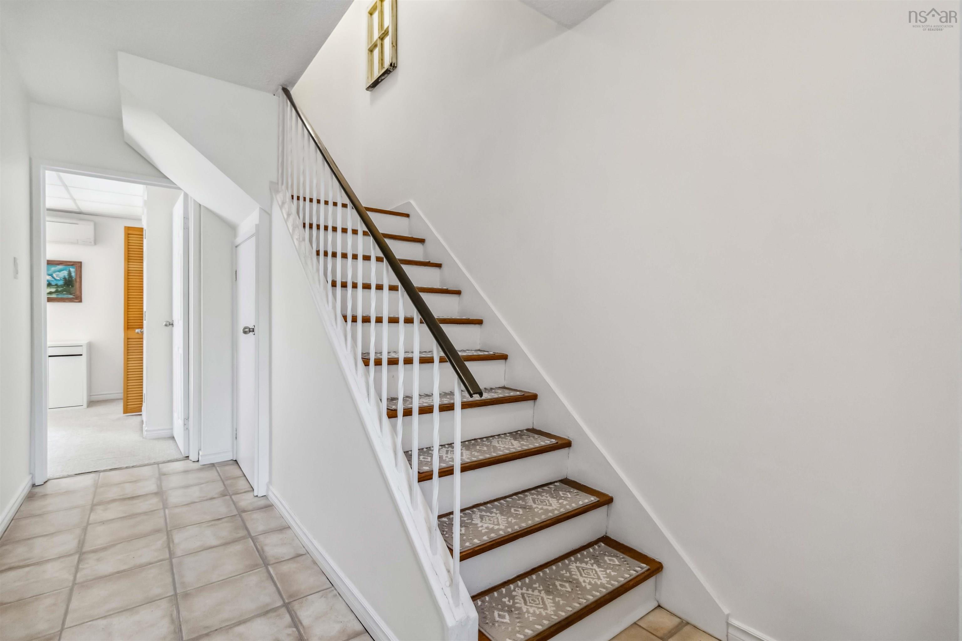 5546 Stoneham Court photo #22