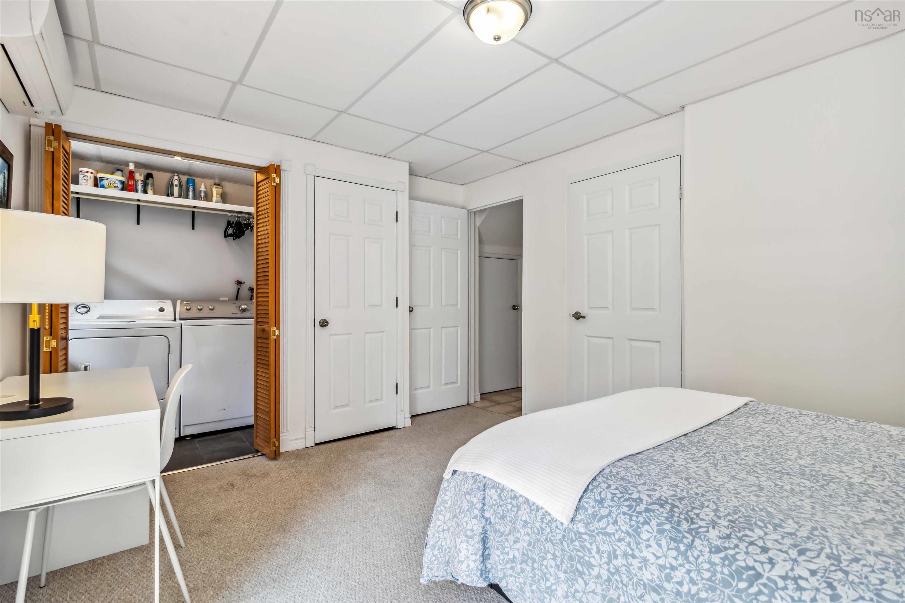 5546 Stoneham Court photo #24