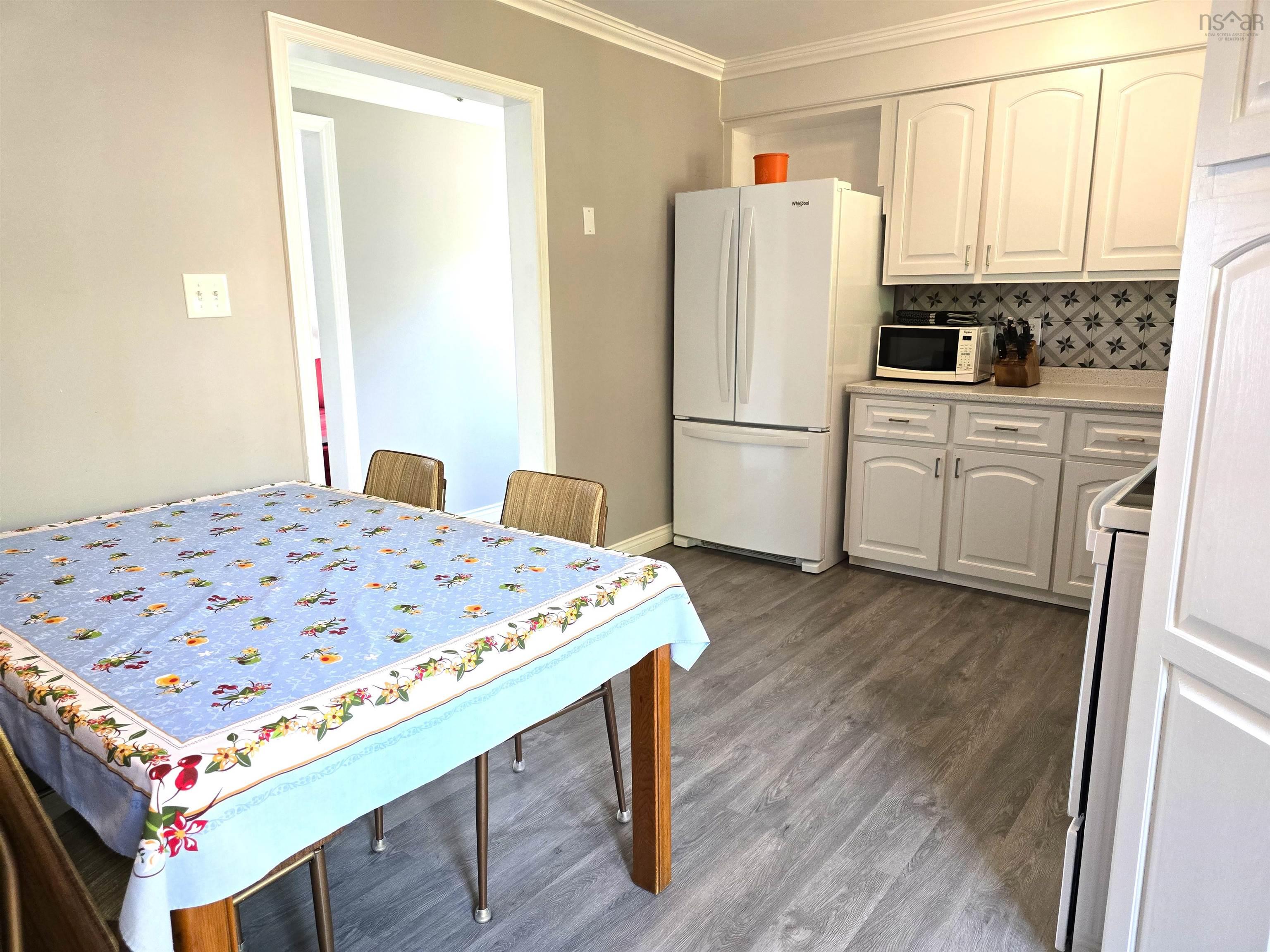 17 Afton Court photo #6