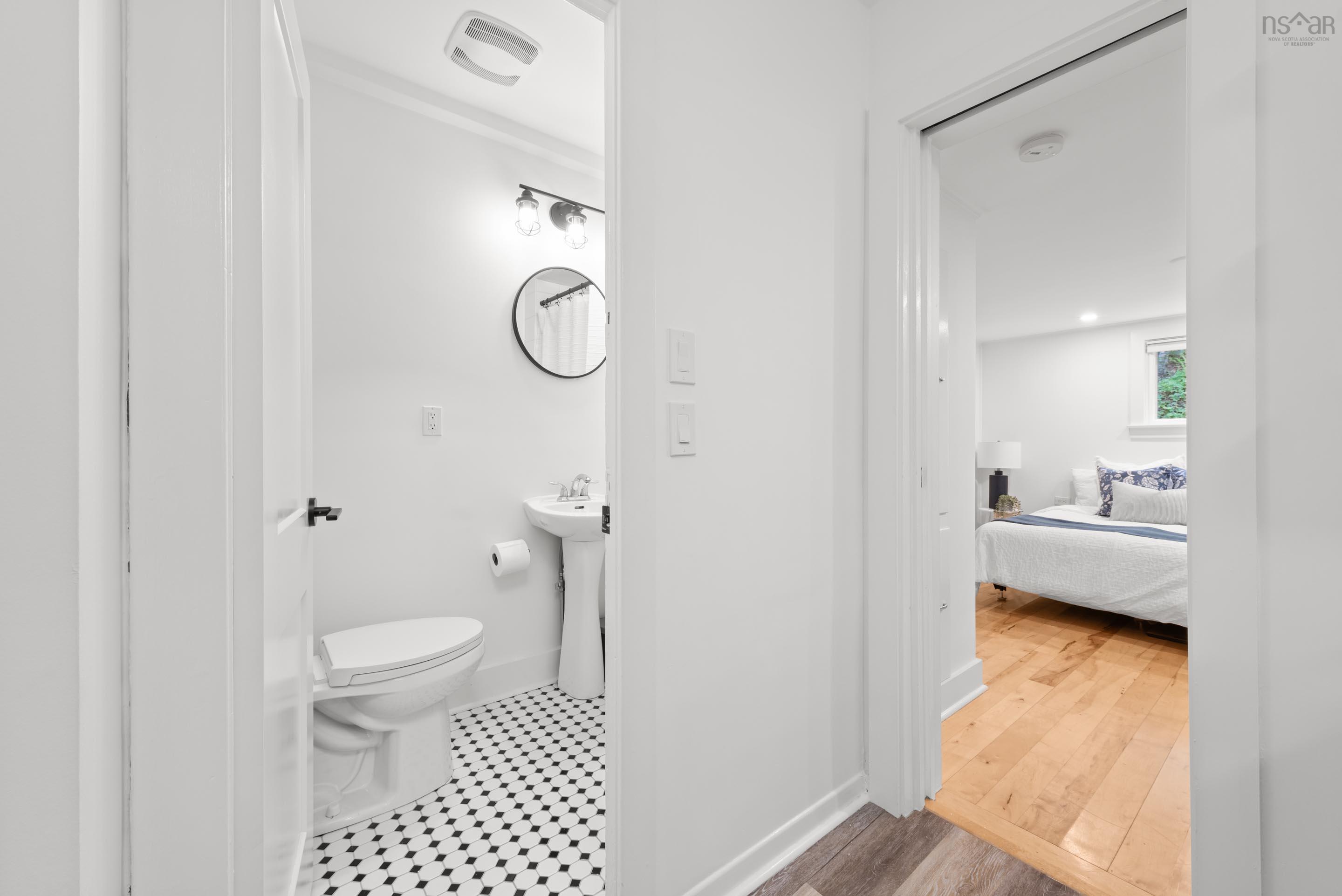 1245 Purcells Cove Road photo #19