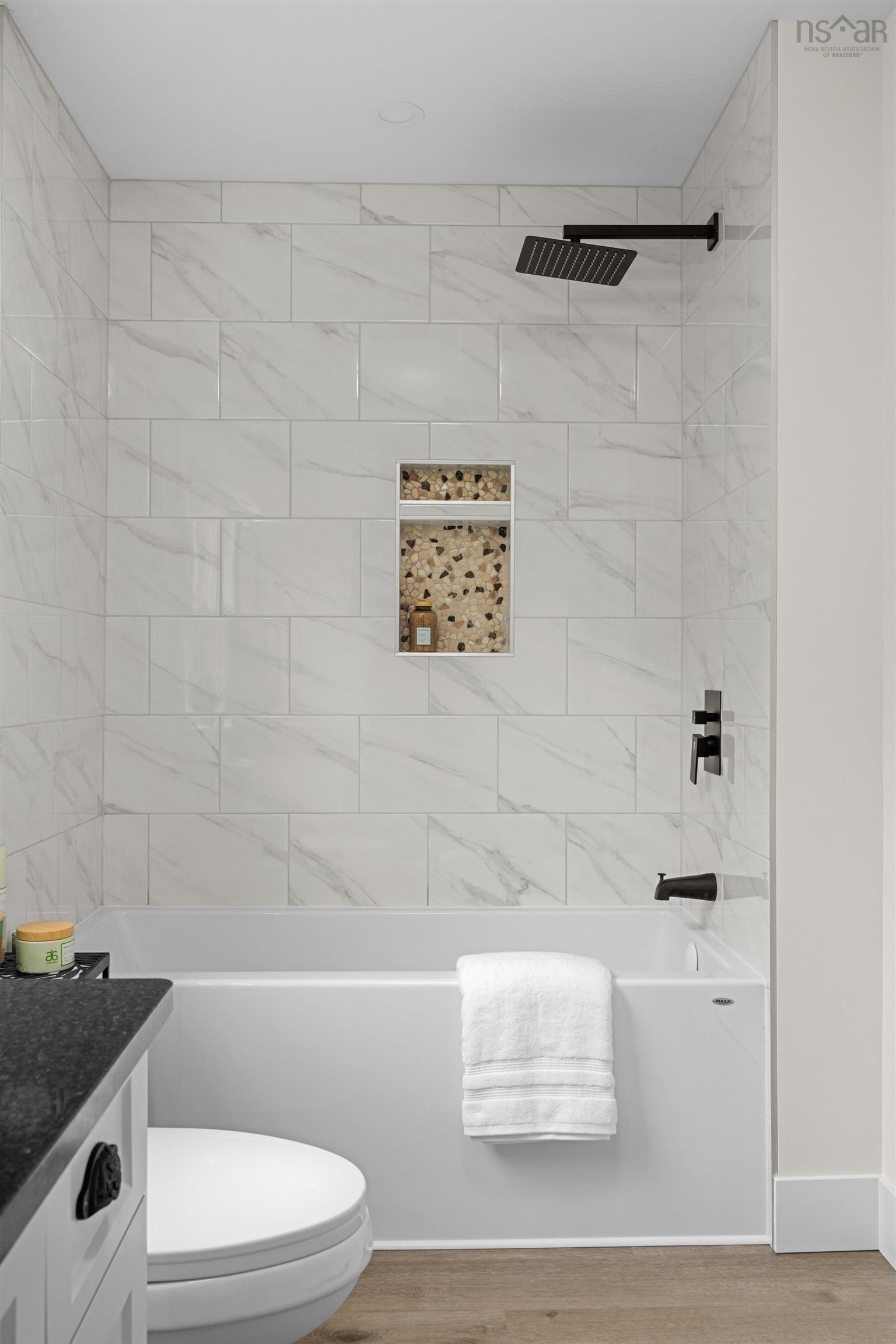 7 Daylily Lane photo #26