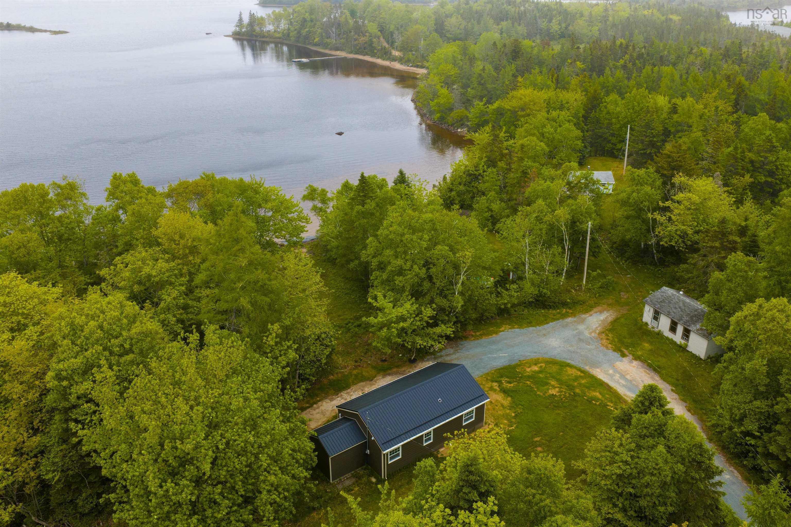 7 Daylily Lane photo #32