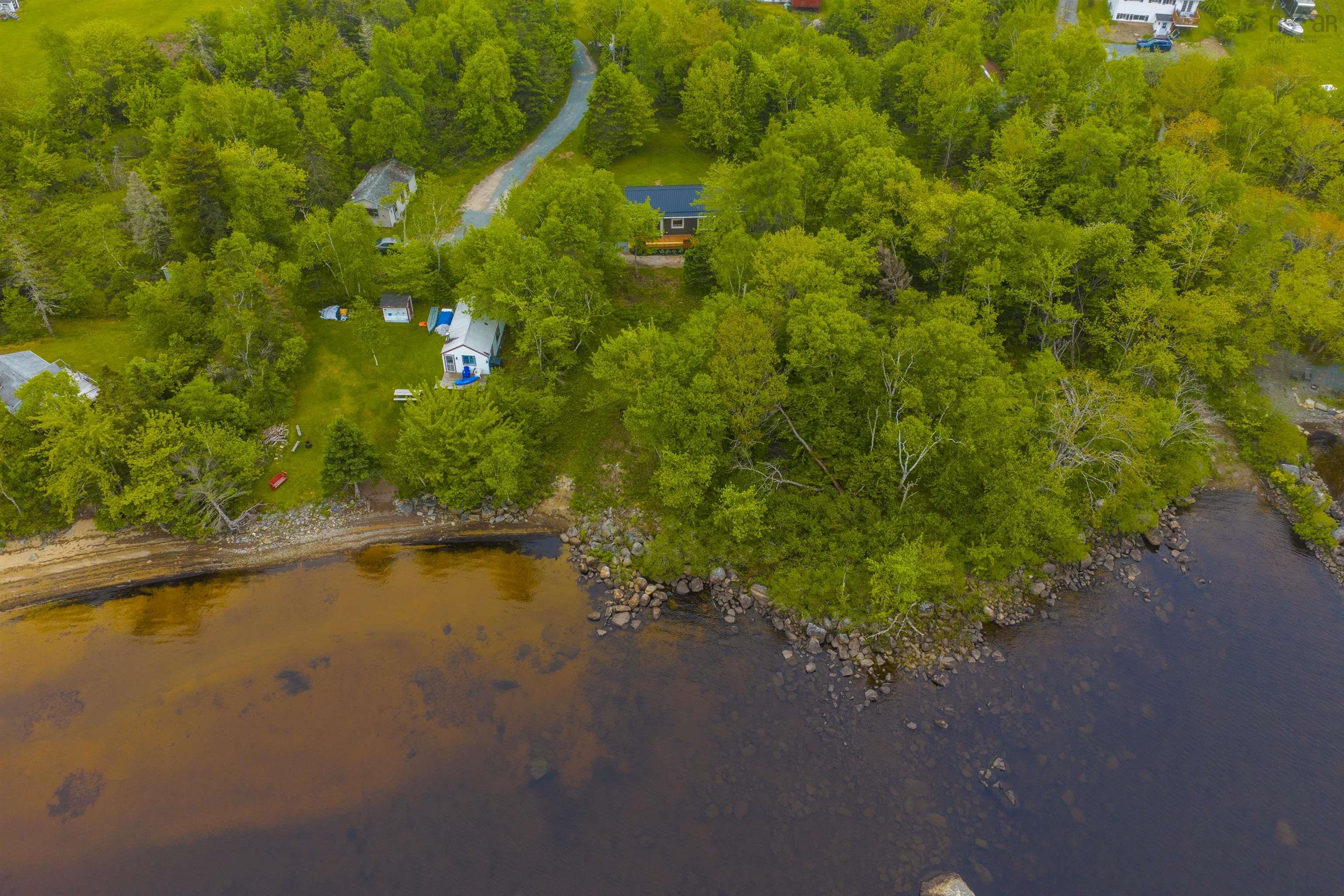 7 Daylily Lane photo #33