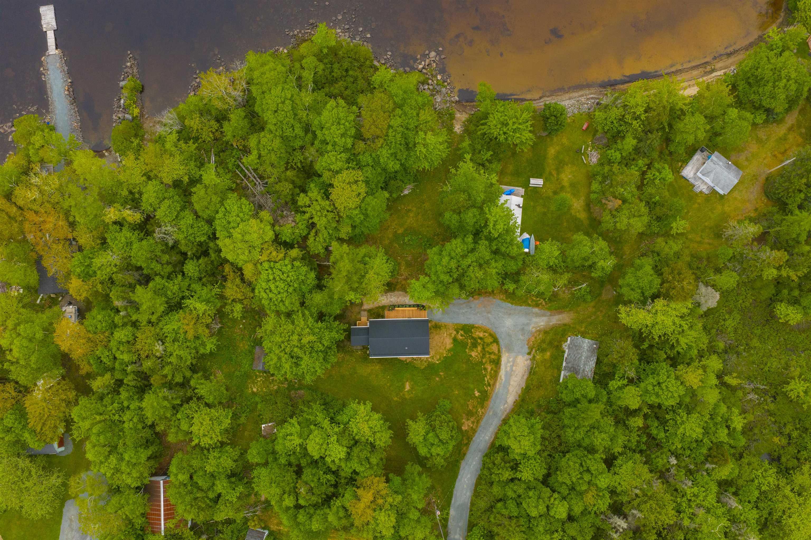 7 Daylily Lane photo #35