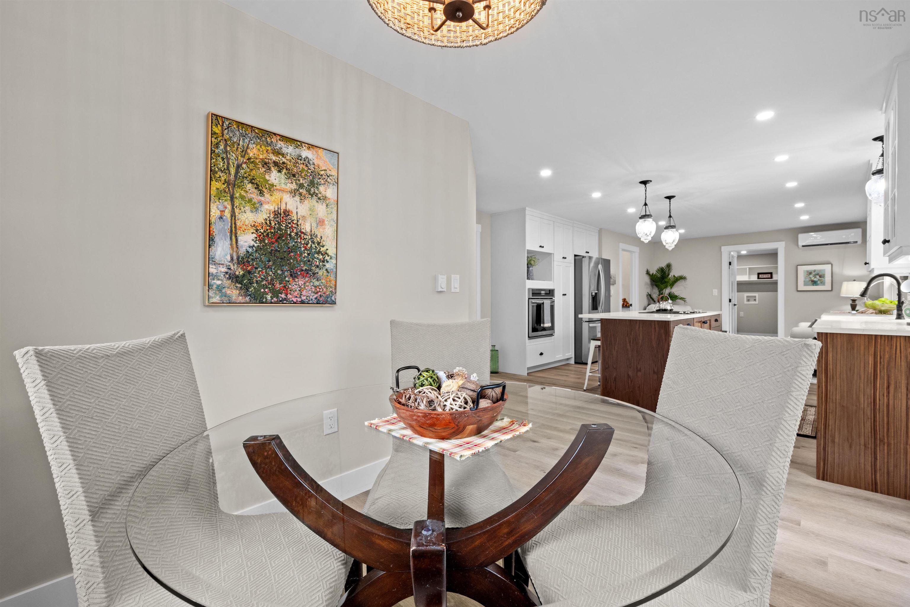 7 Daylily Lane photo #9