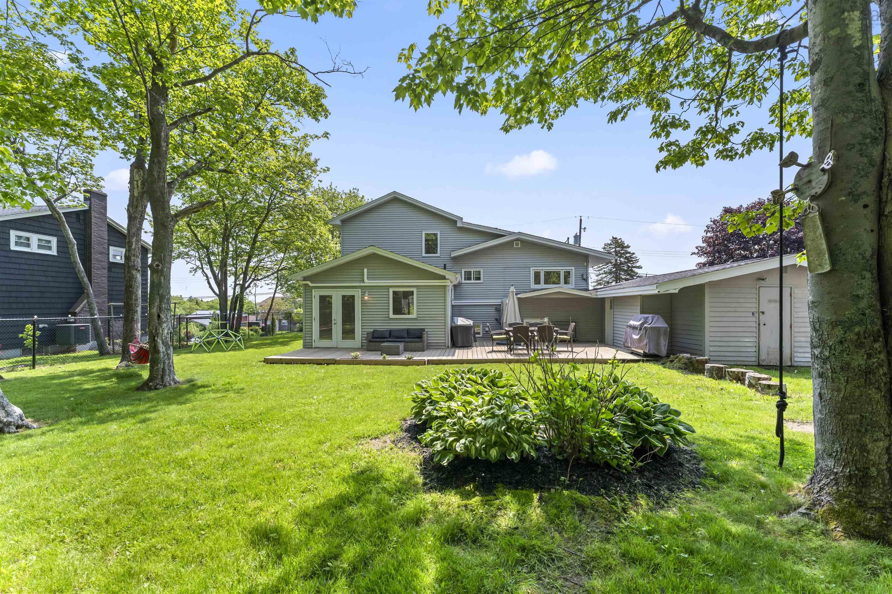 572 Basinview Drive photo #7