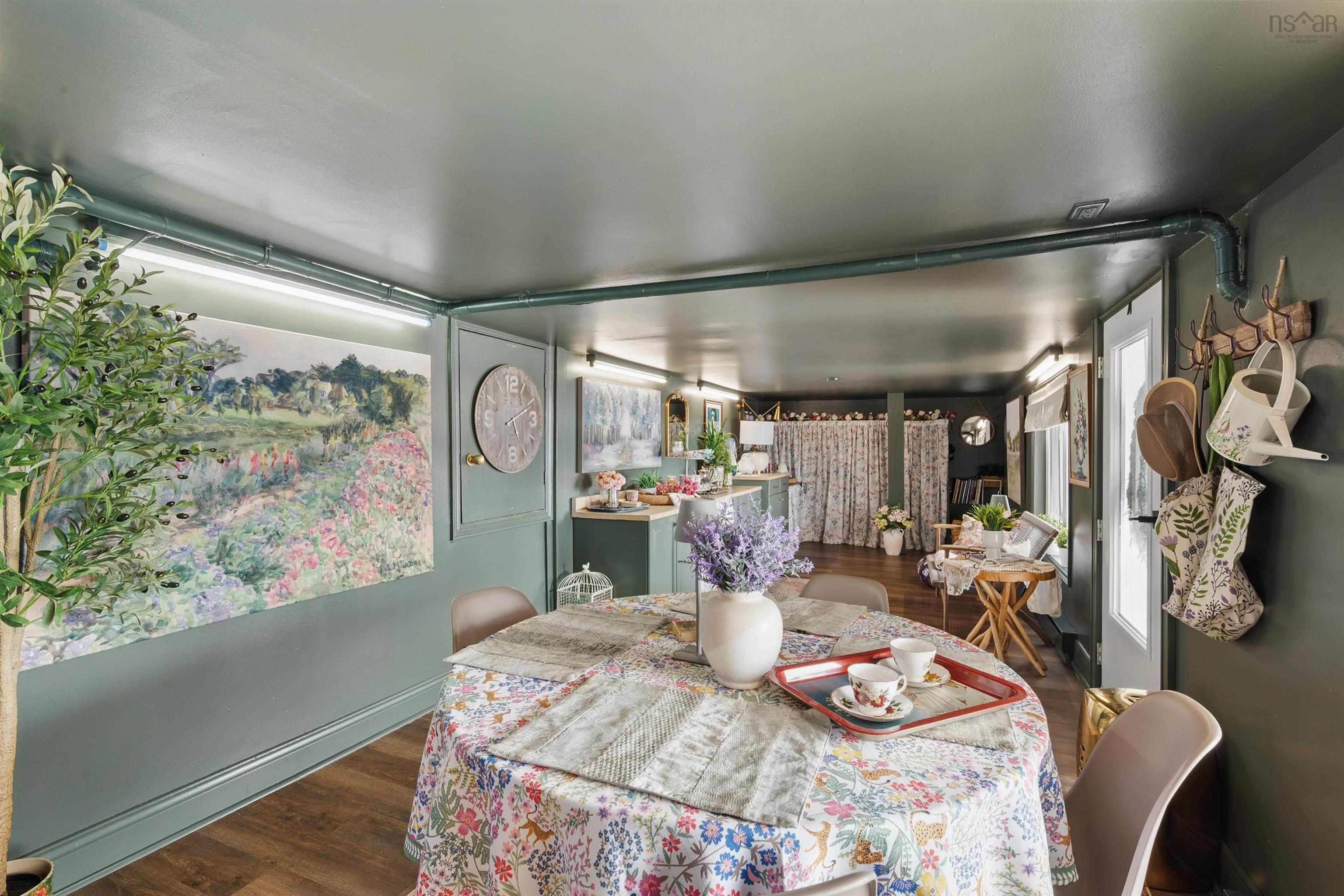 22 Parkview Drive photo #34