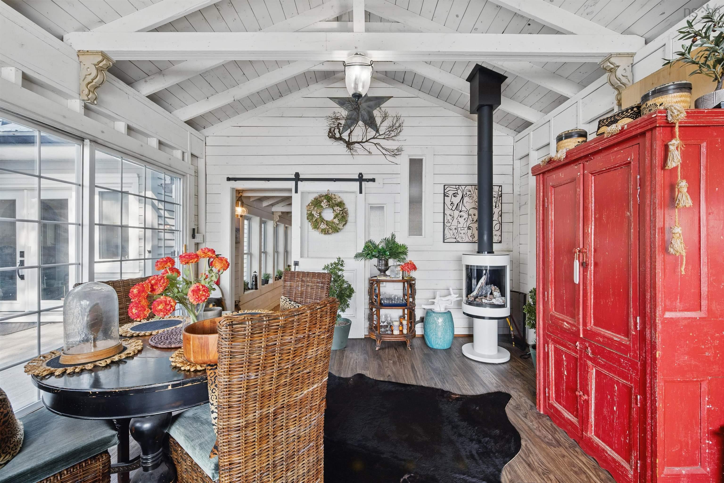 22 Parkview Drive photo #36