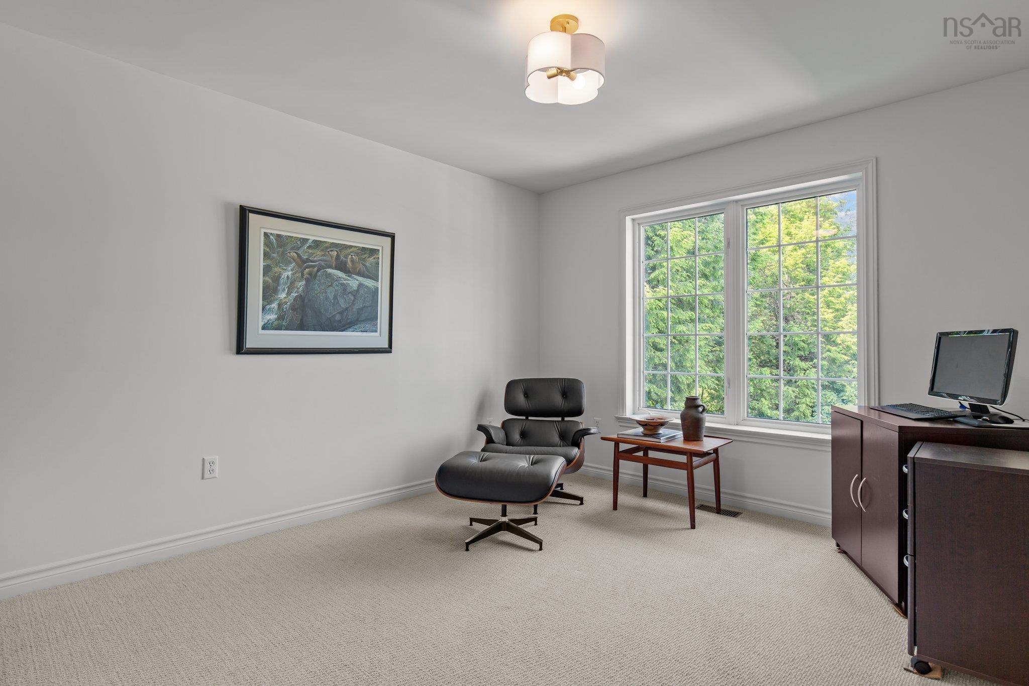 9 Glenmorren Court photo #22