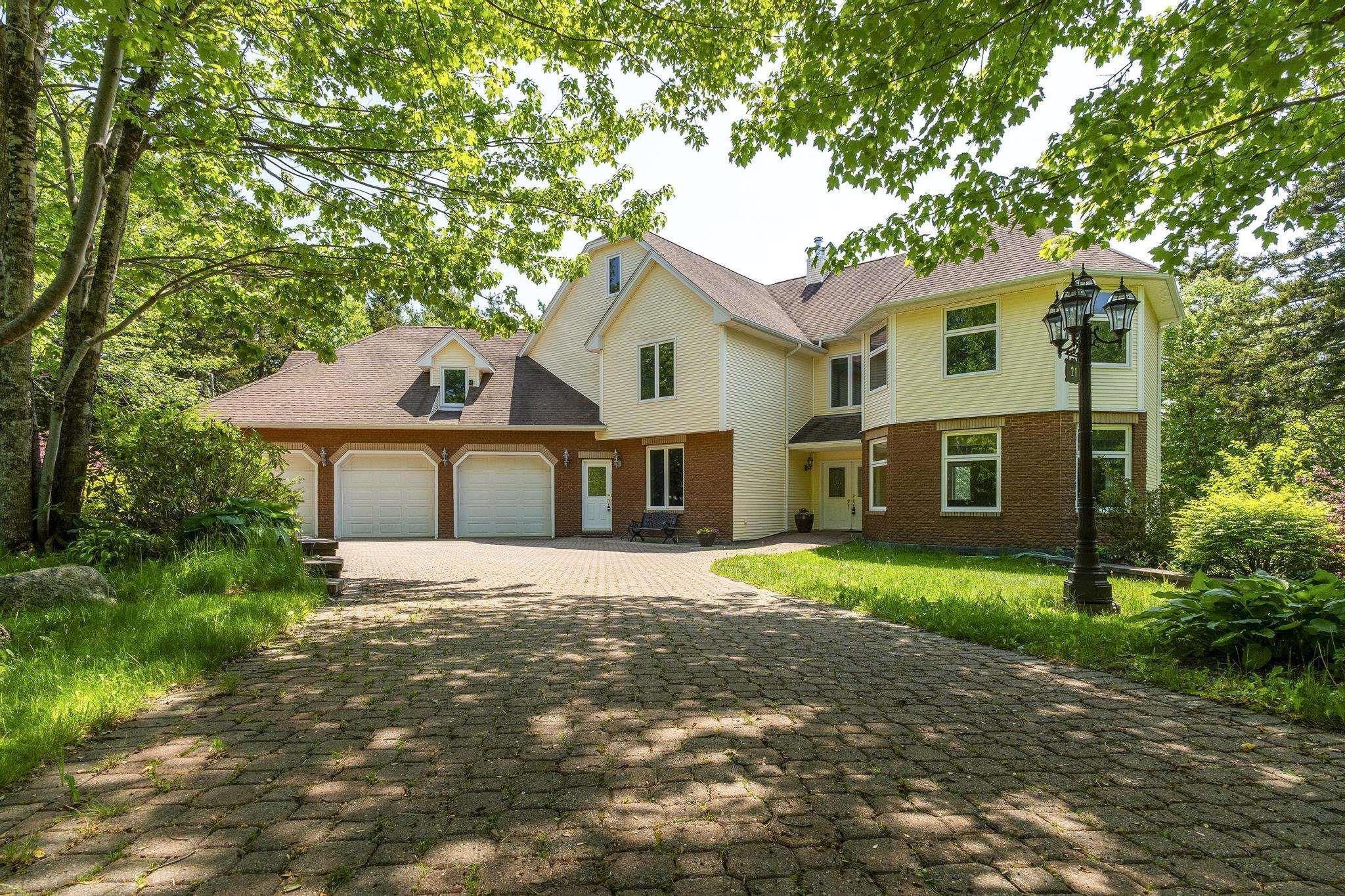 21 LONG LAKE DR, HAMMONDS PLAINS, NS