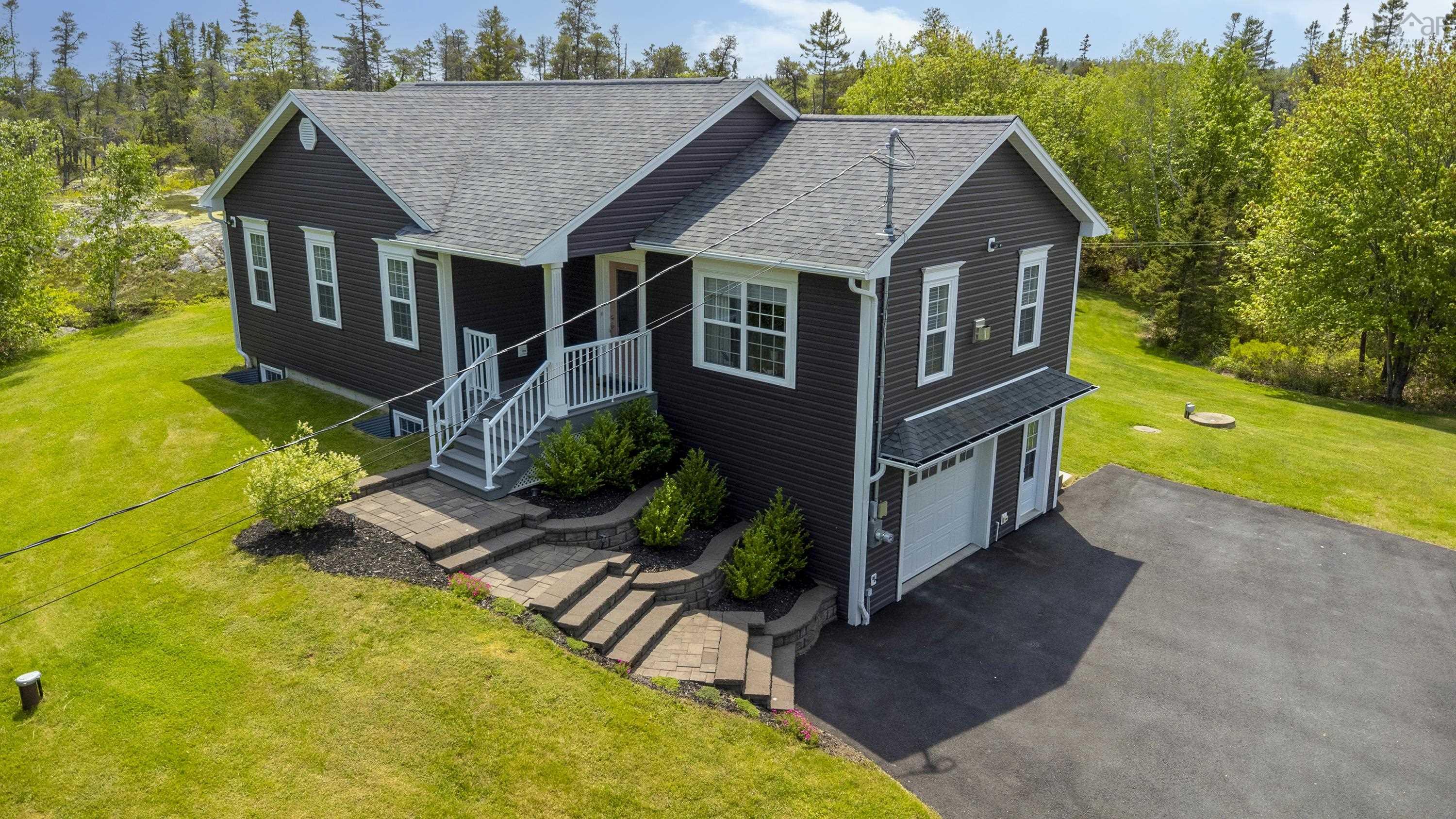 40 SUTHERLAND DR, FALL RIVER, NS Photo 1