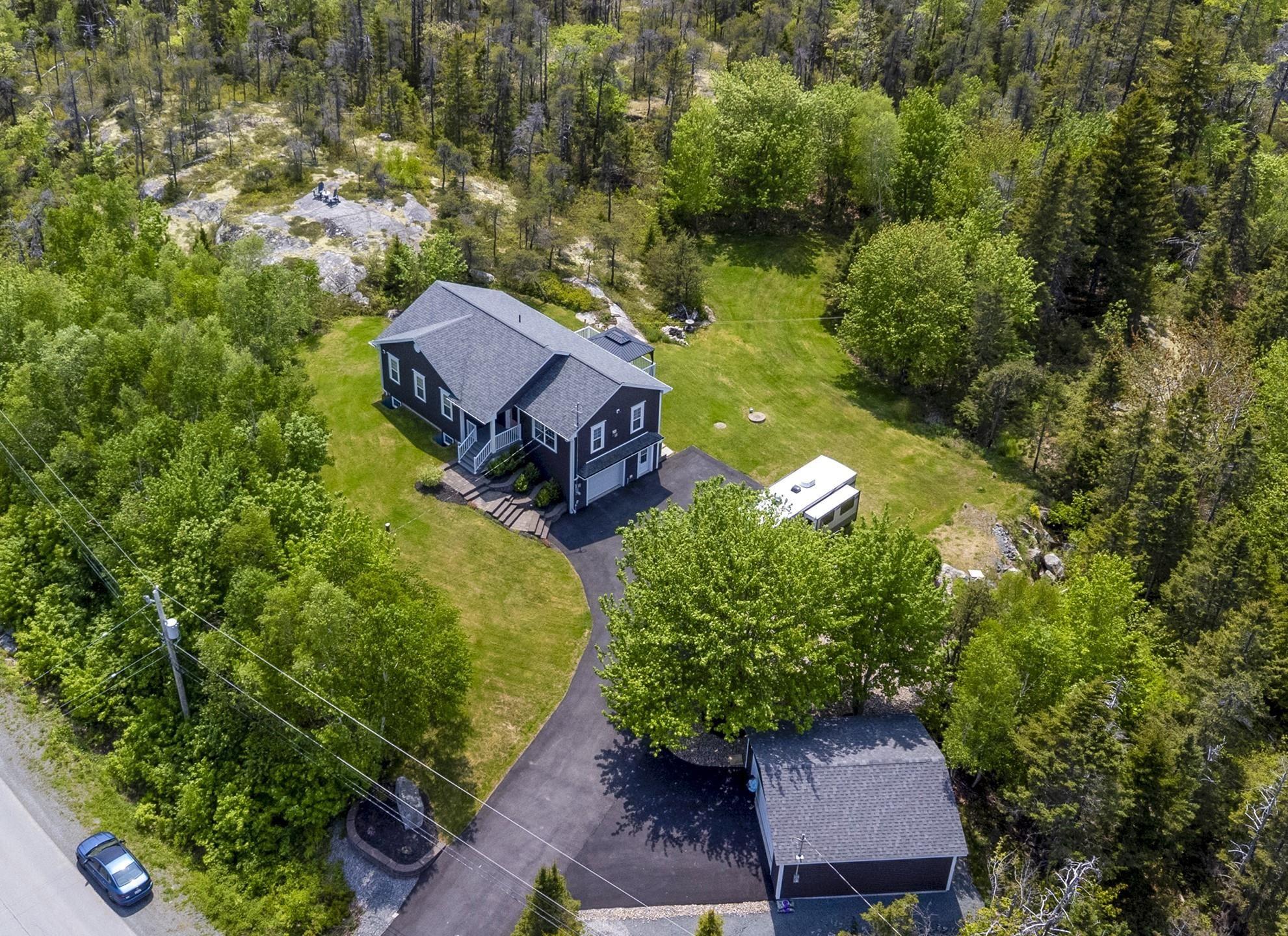 40 Sutherland Drive photo #37