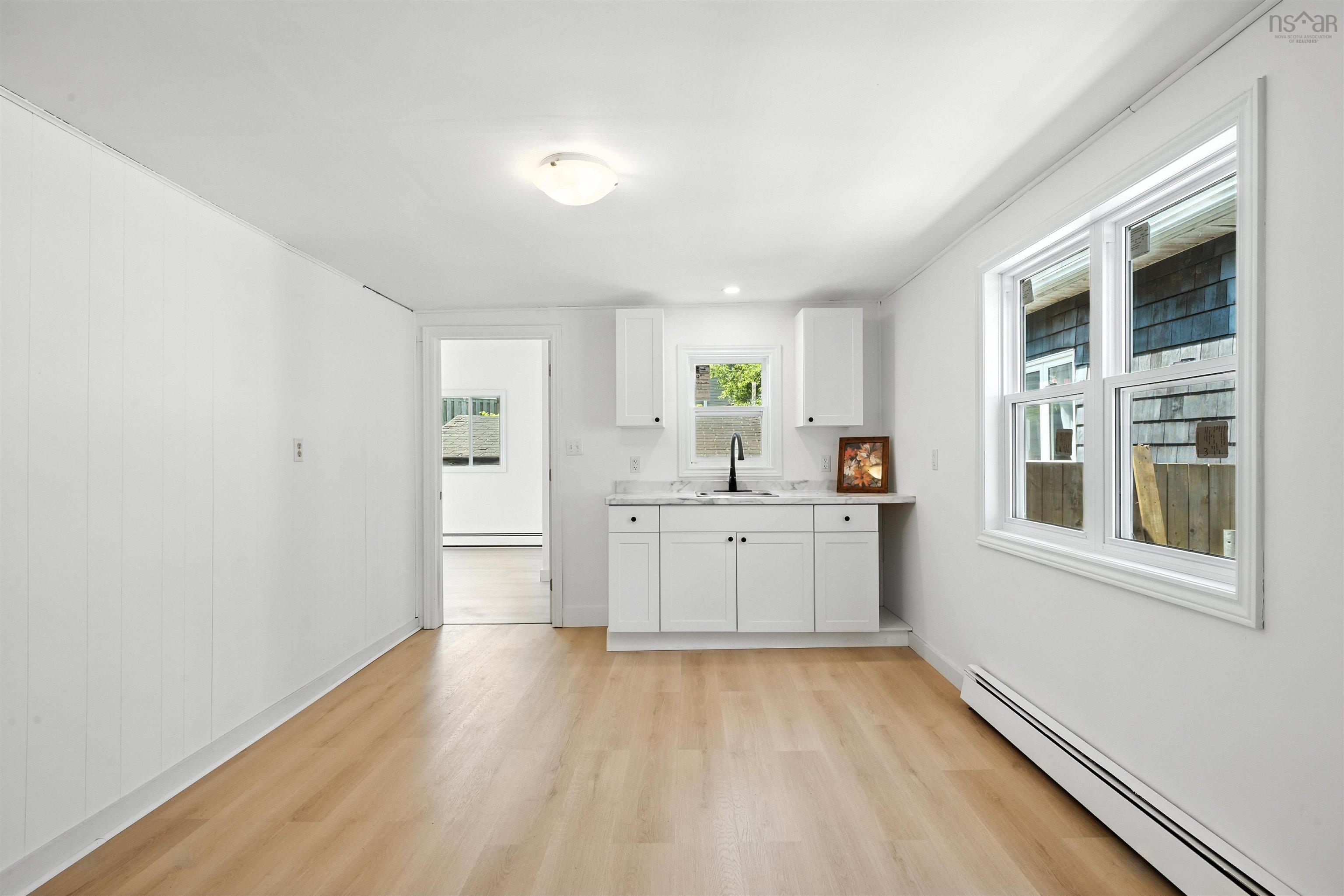 26 Franklyn Street photo #11