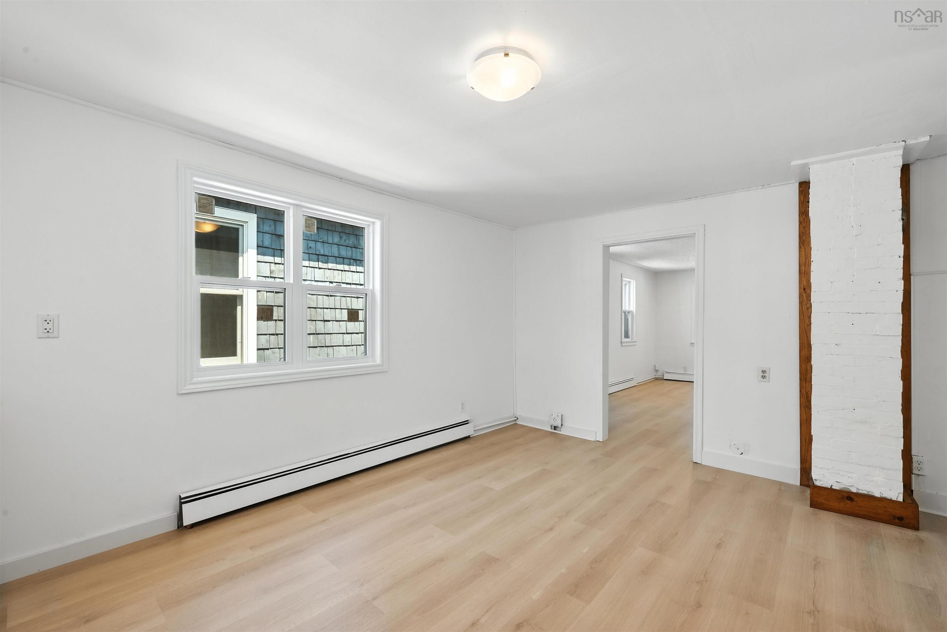 26 Franklyn Street photo #15