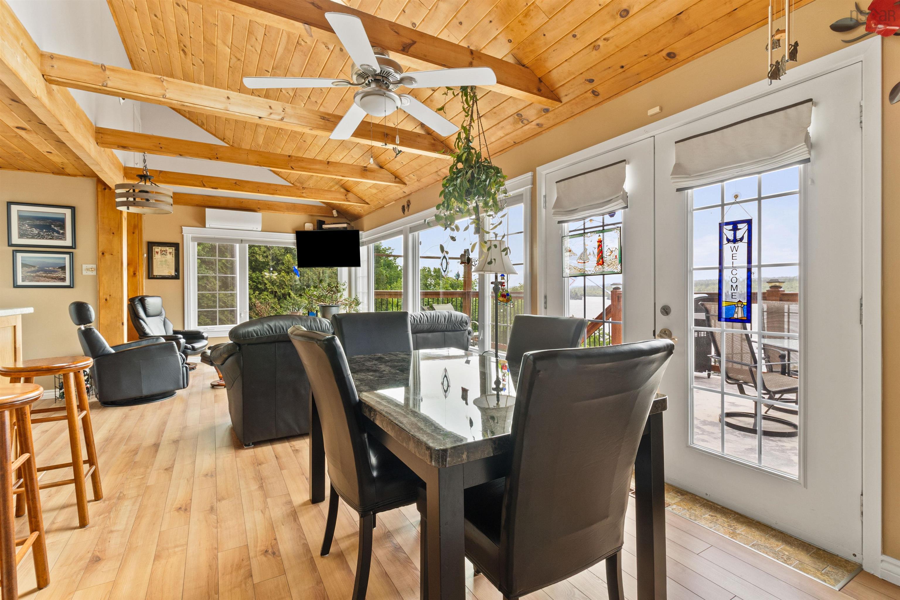 1900 Waverley Road photo #21