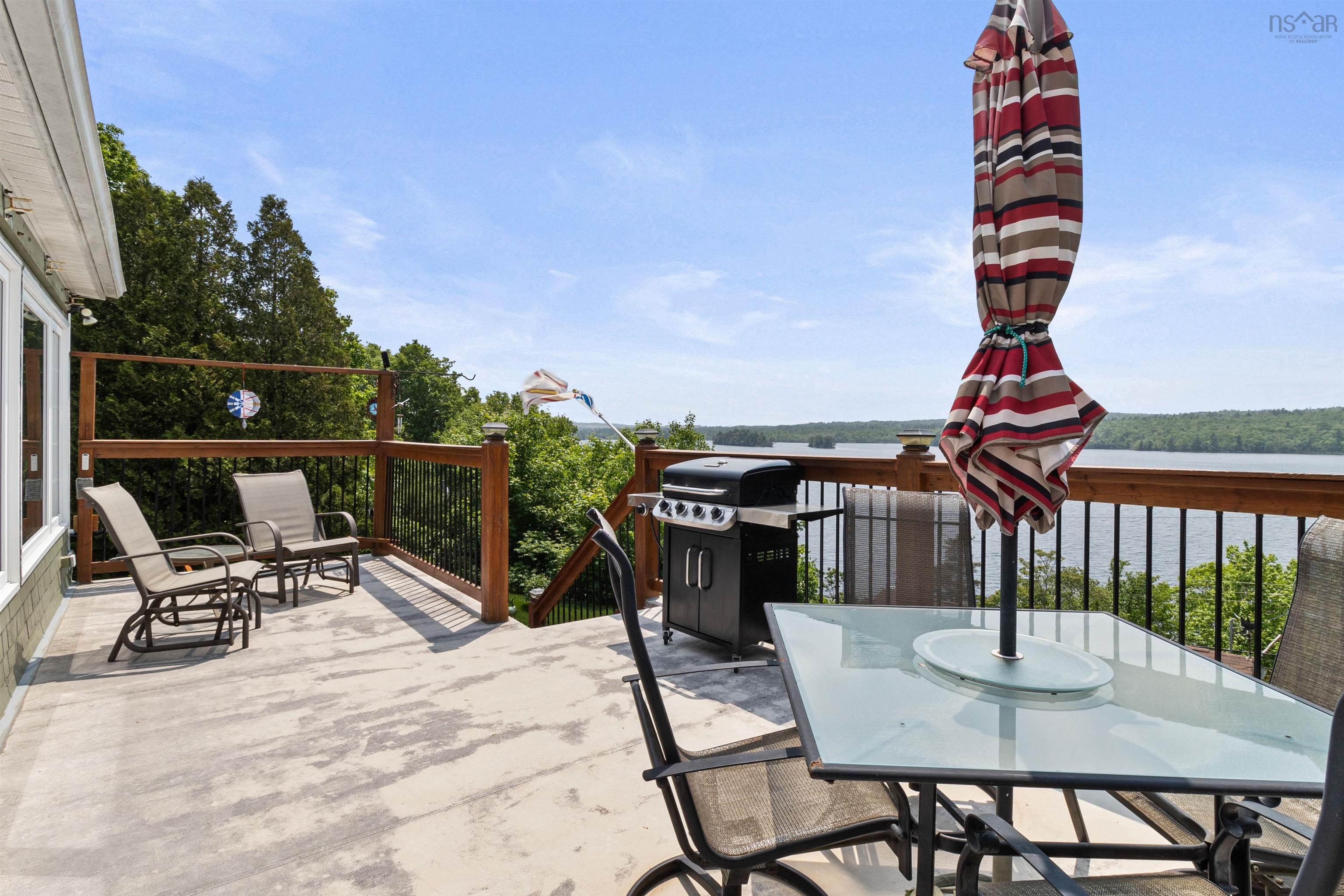 1900 Waverley Road photo #22