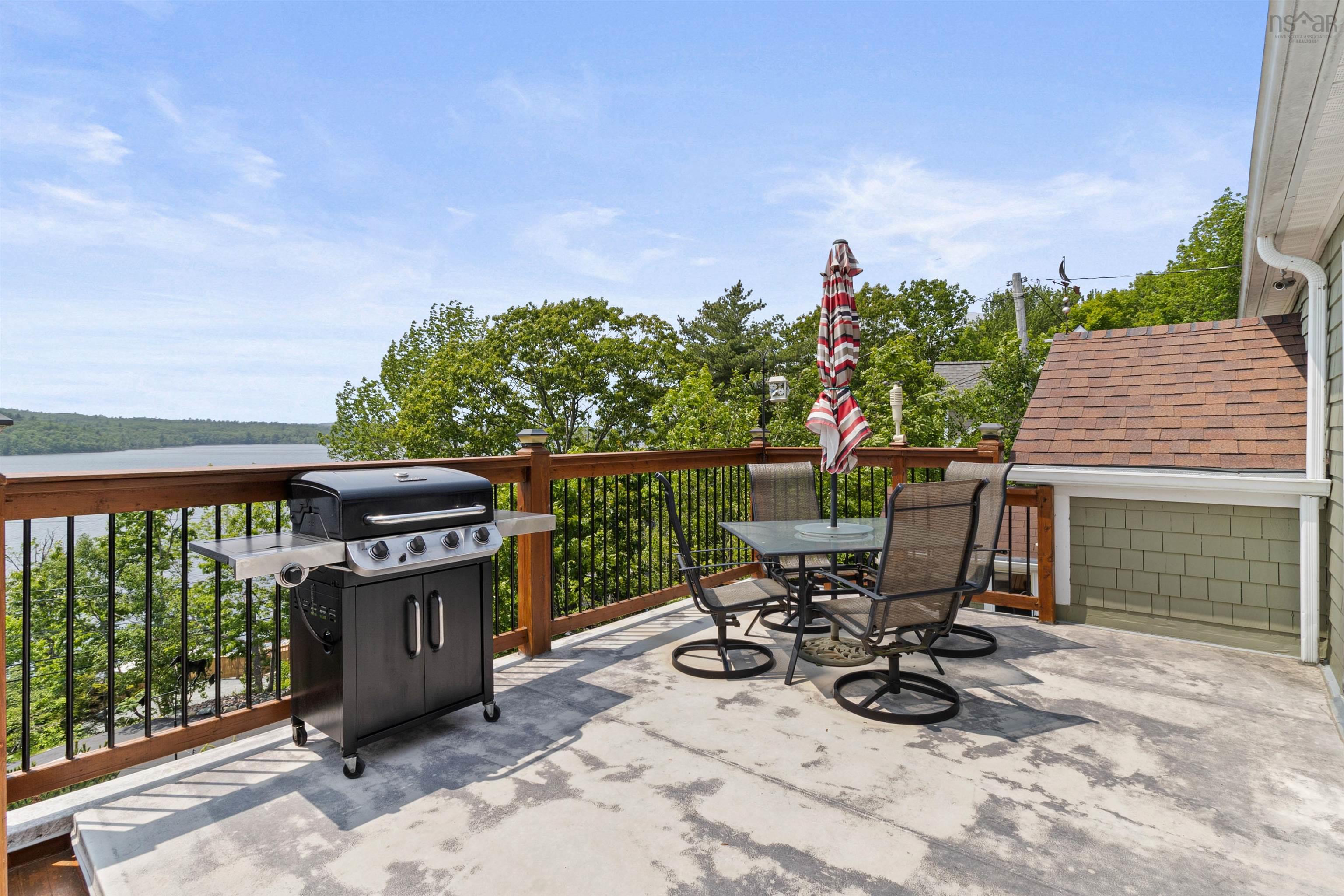 1900 Waverley Road photo #23