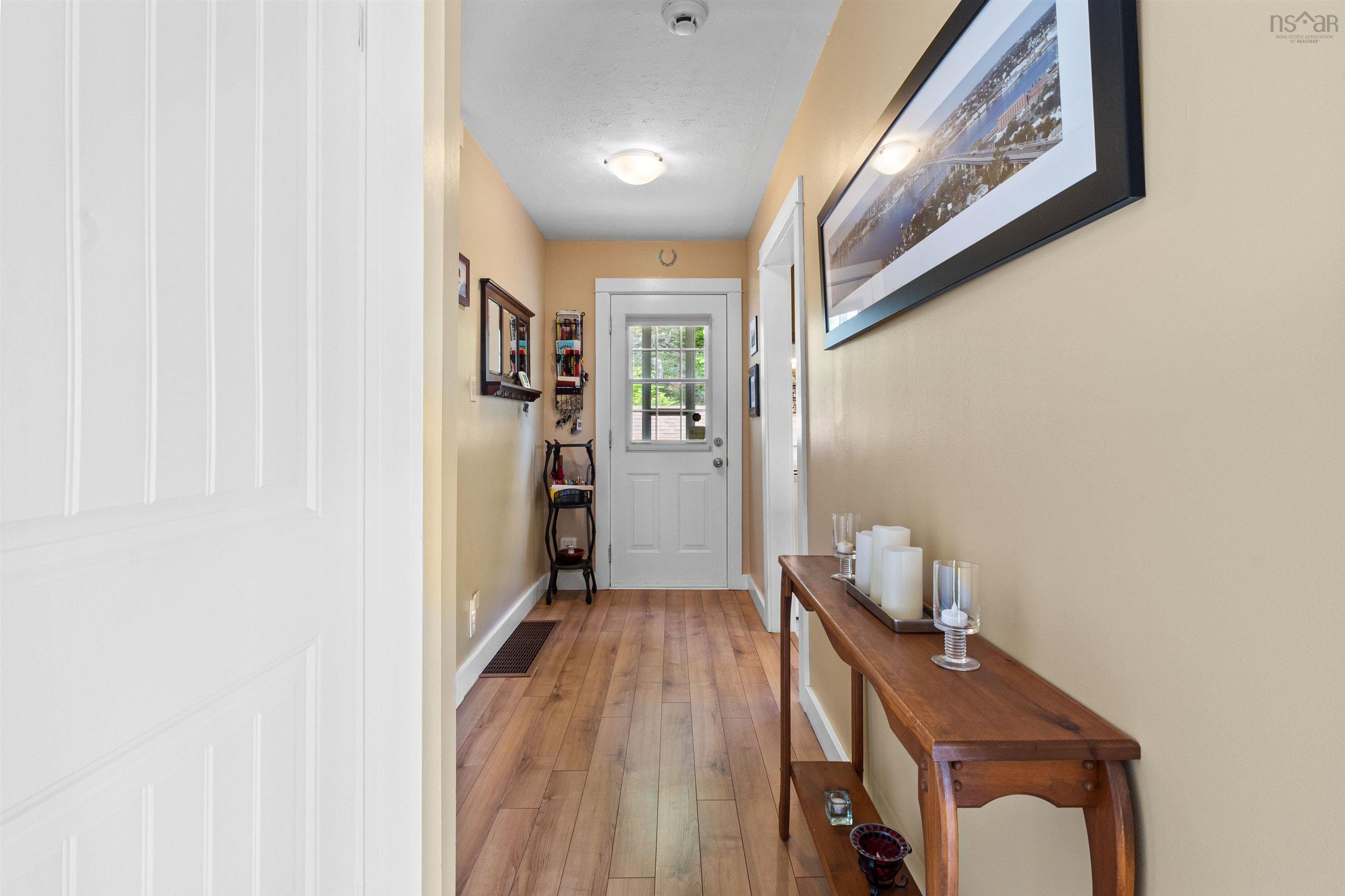 1900 Waverley Road photo #24