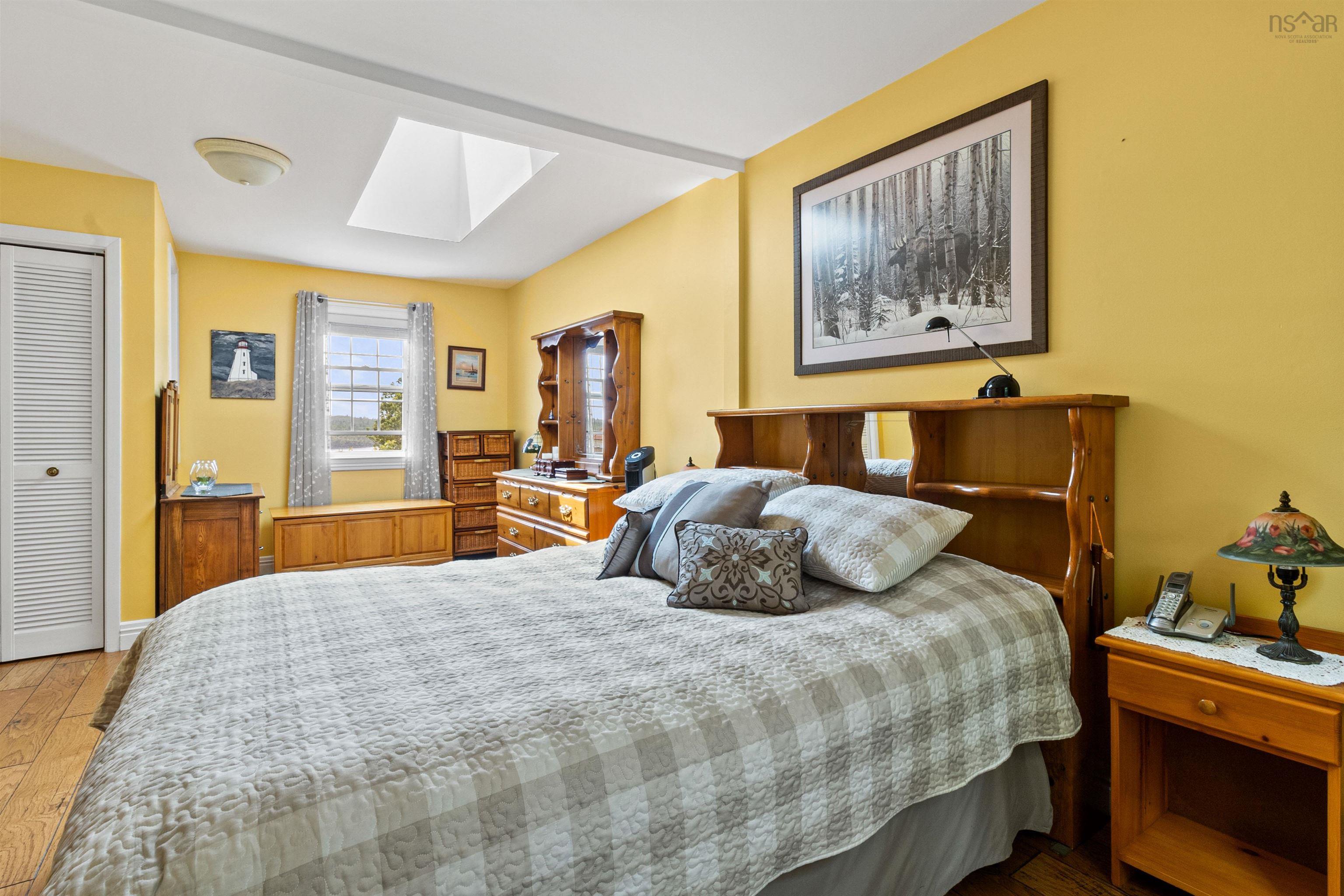 1900 Waverley Road photo #26