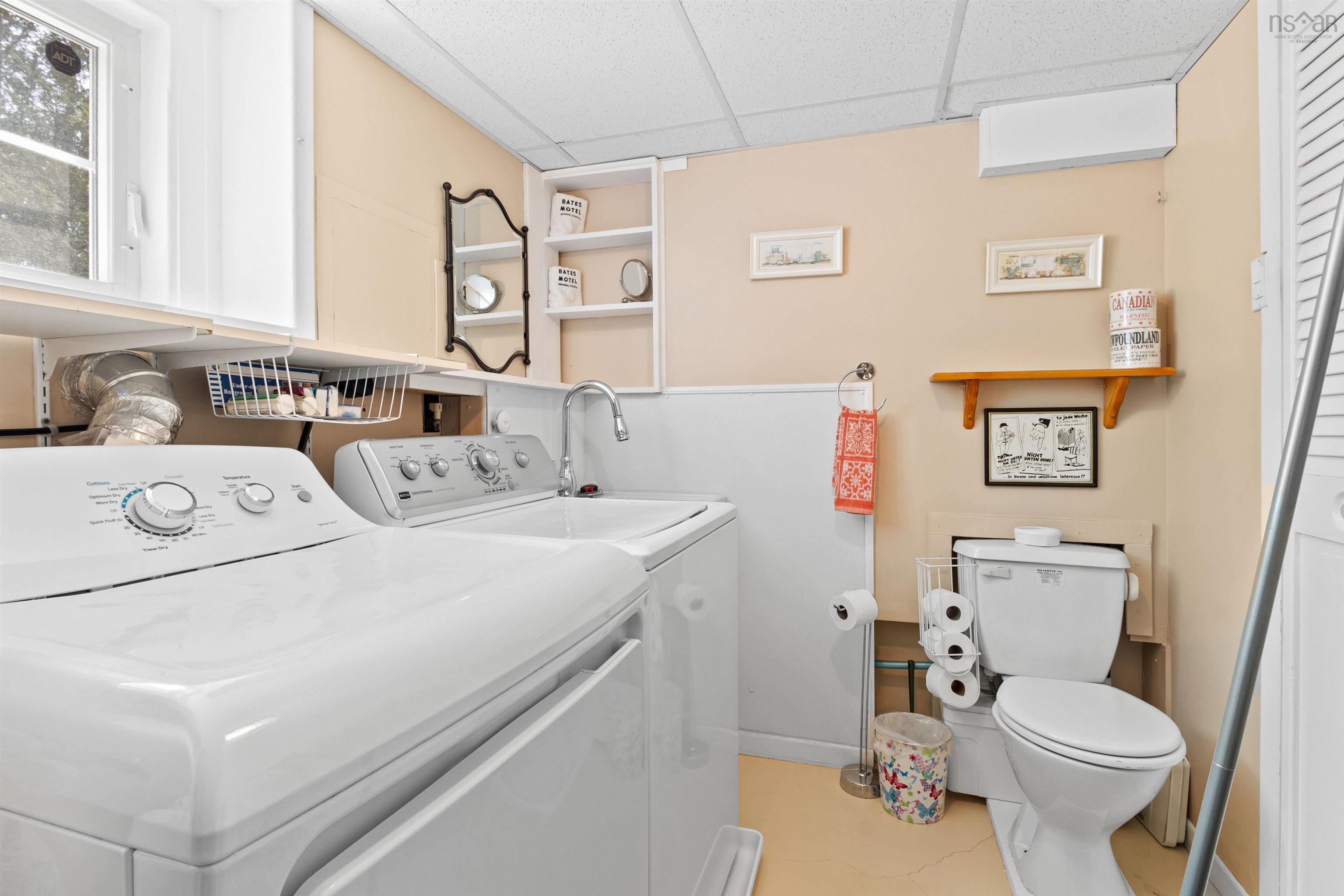 1900 Waverley Road photo #34