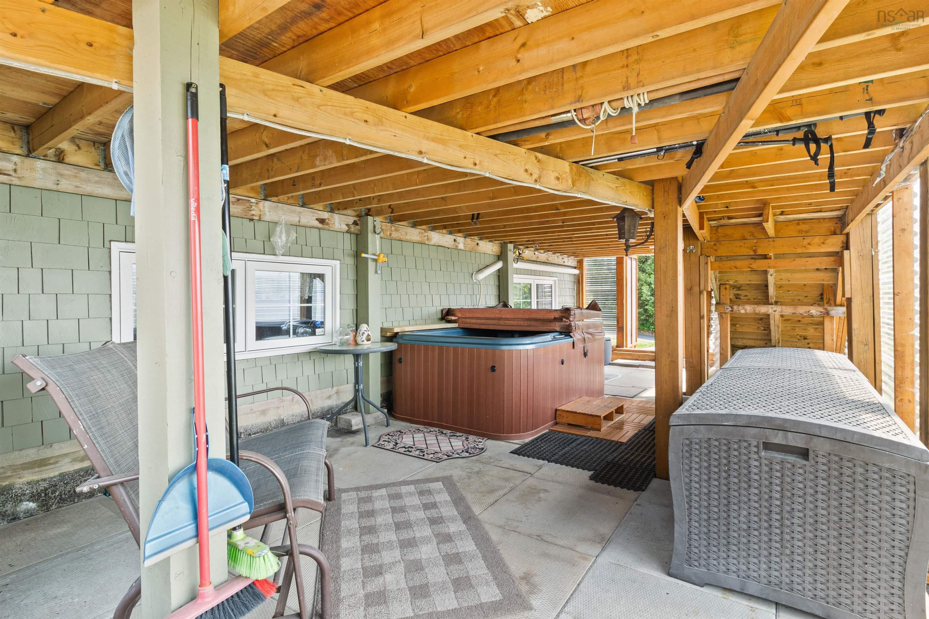 1900 Waverley Road photo #35