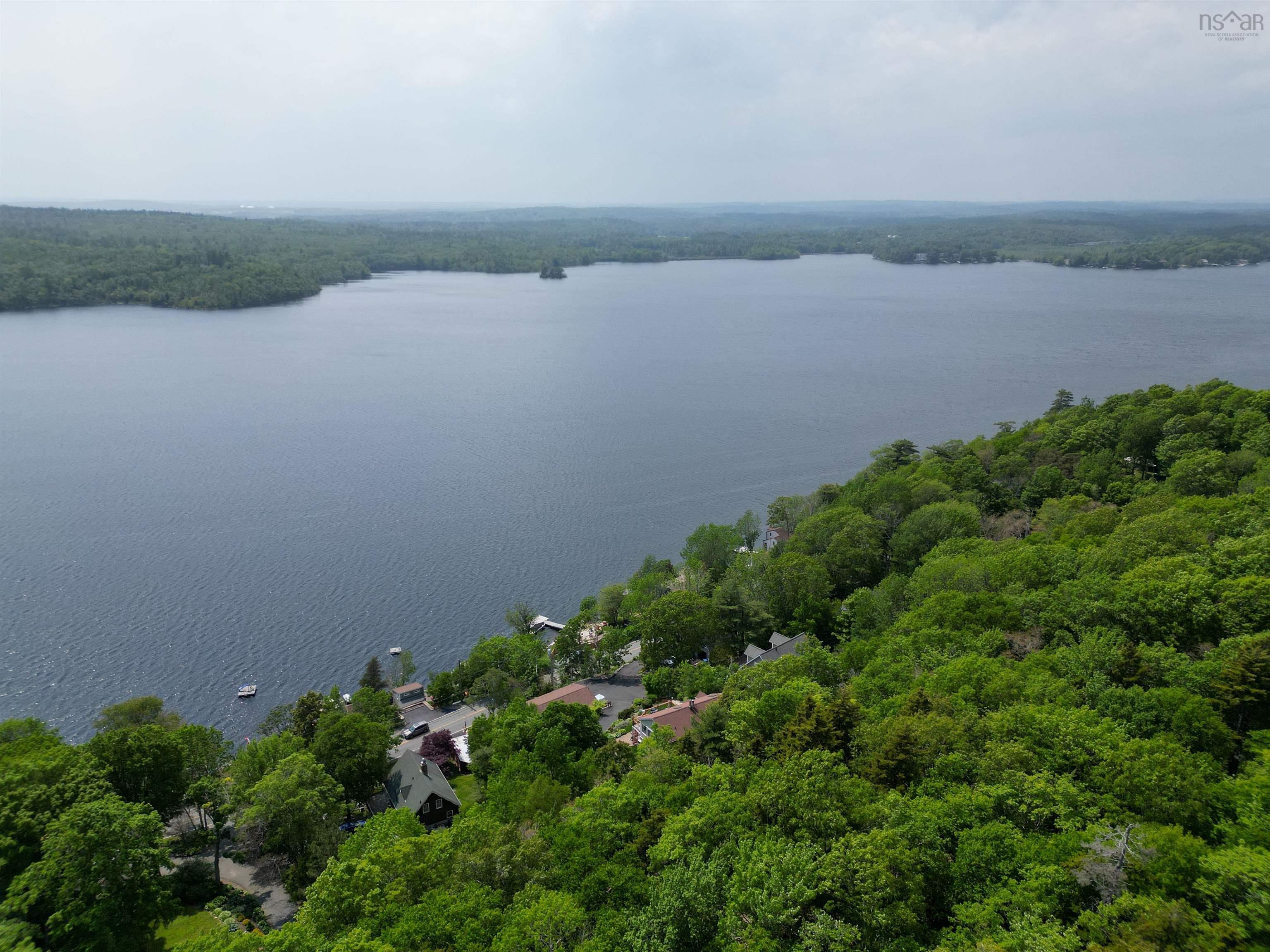 1900 Waverley Road photo #41