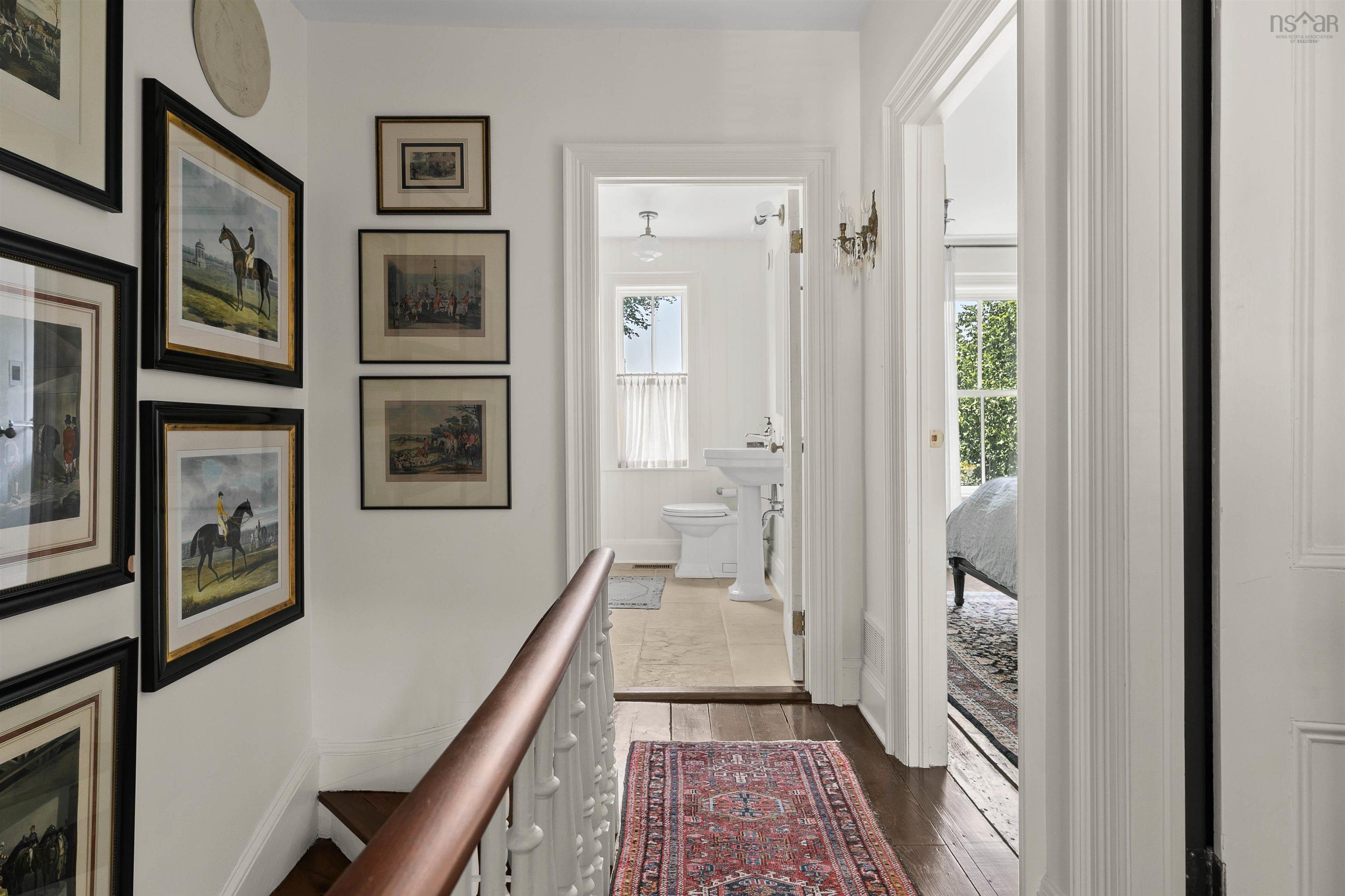 2476 John Street photo #25