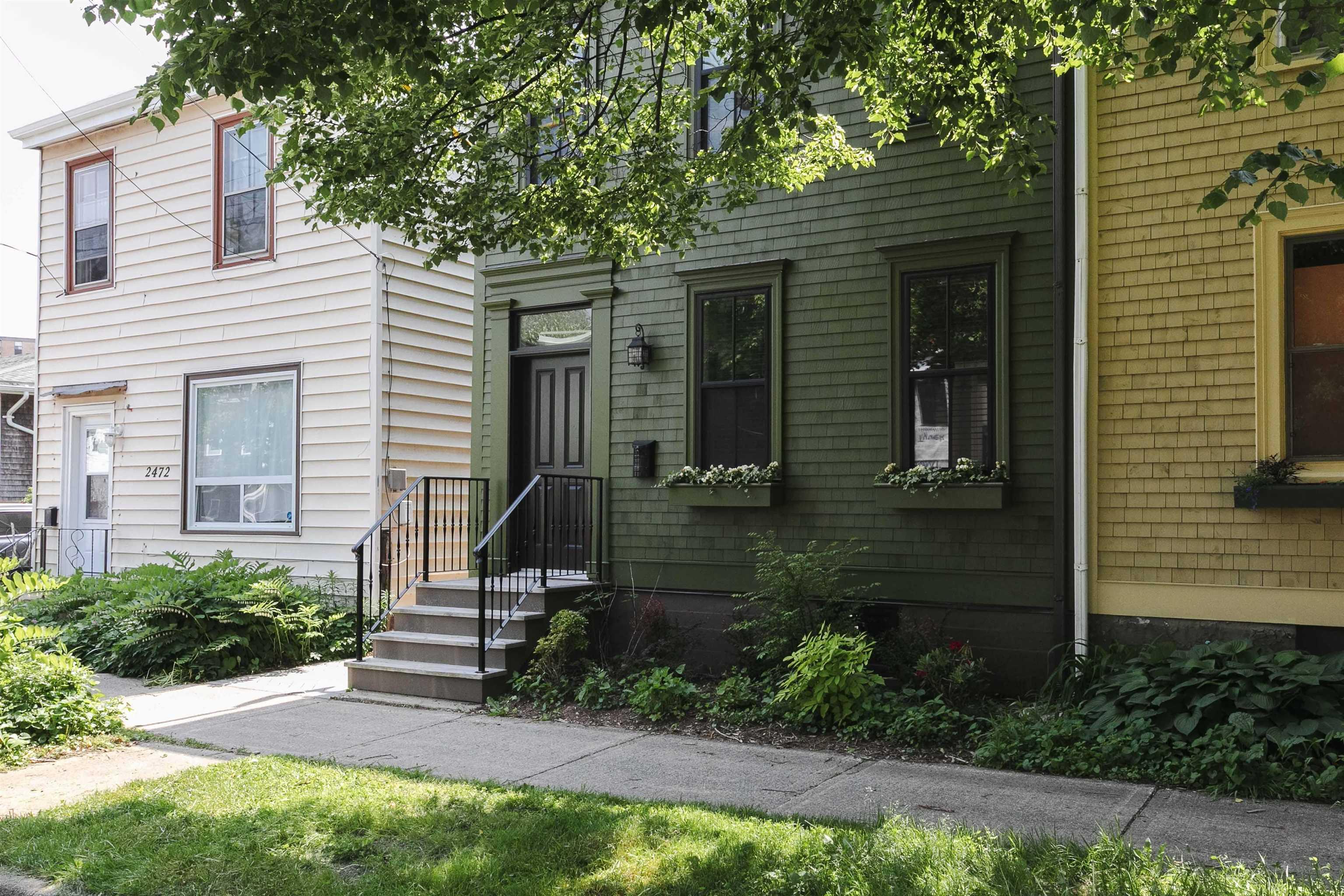 2476 John Street photo #41