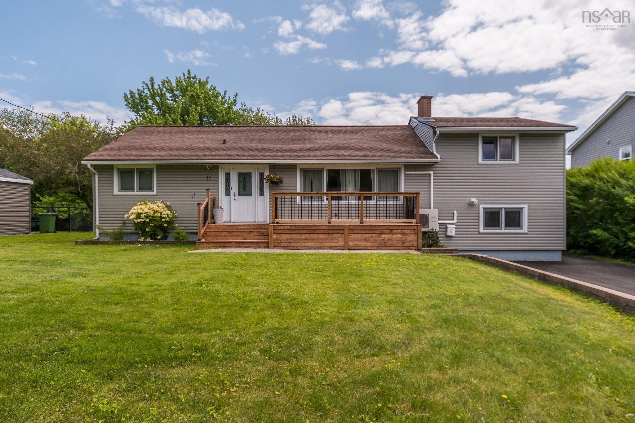 11 ELIZABETH ST, DARTMOUTH, NS