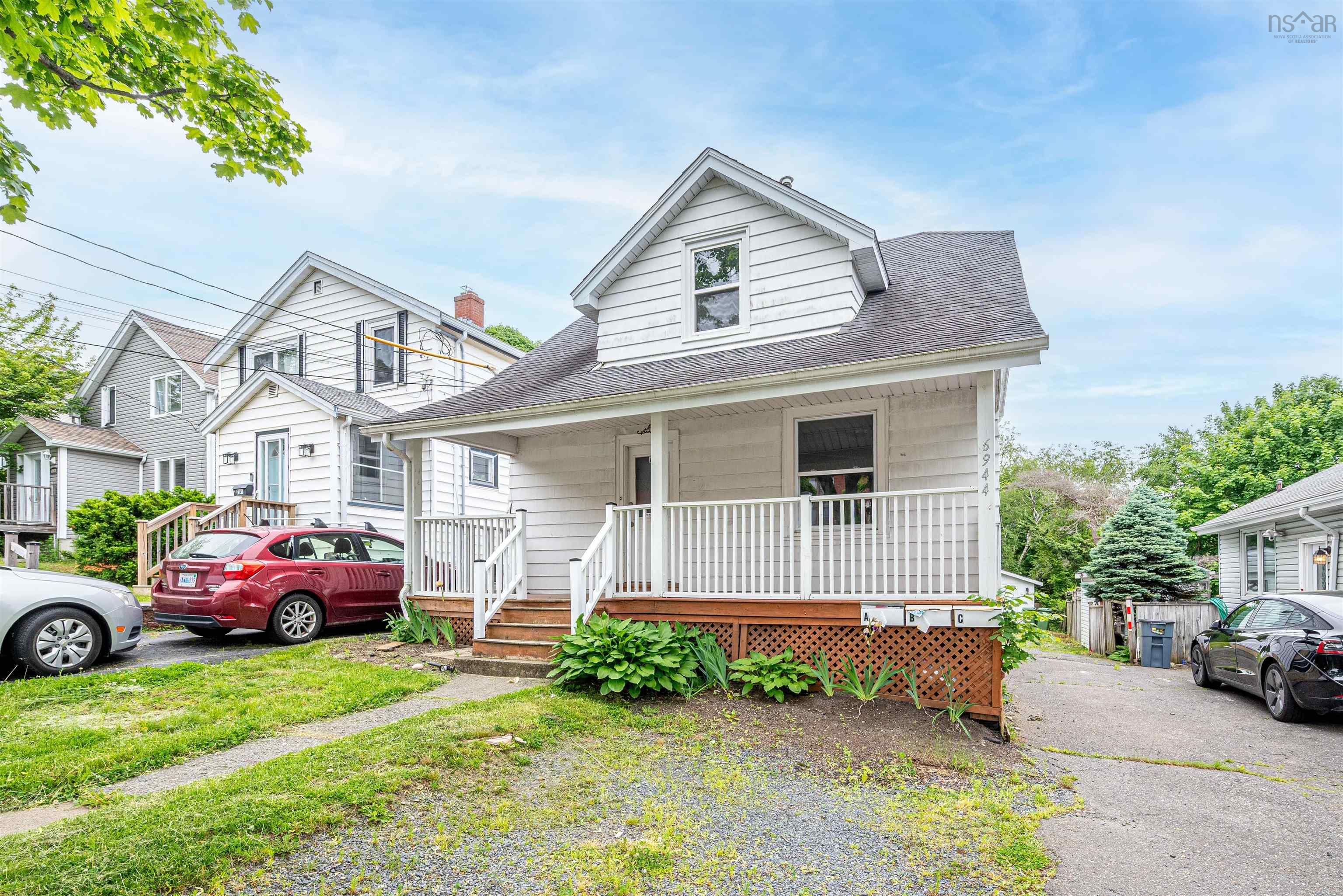 6944 LEPPERT ST, HALIFAX, NS