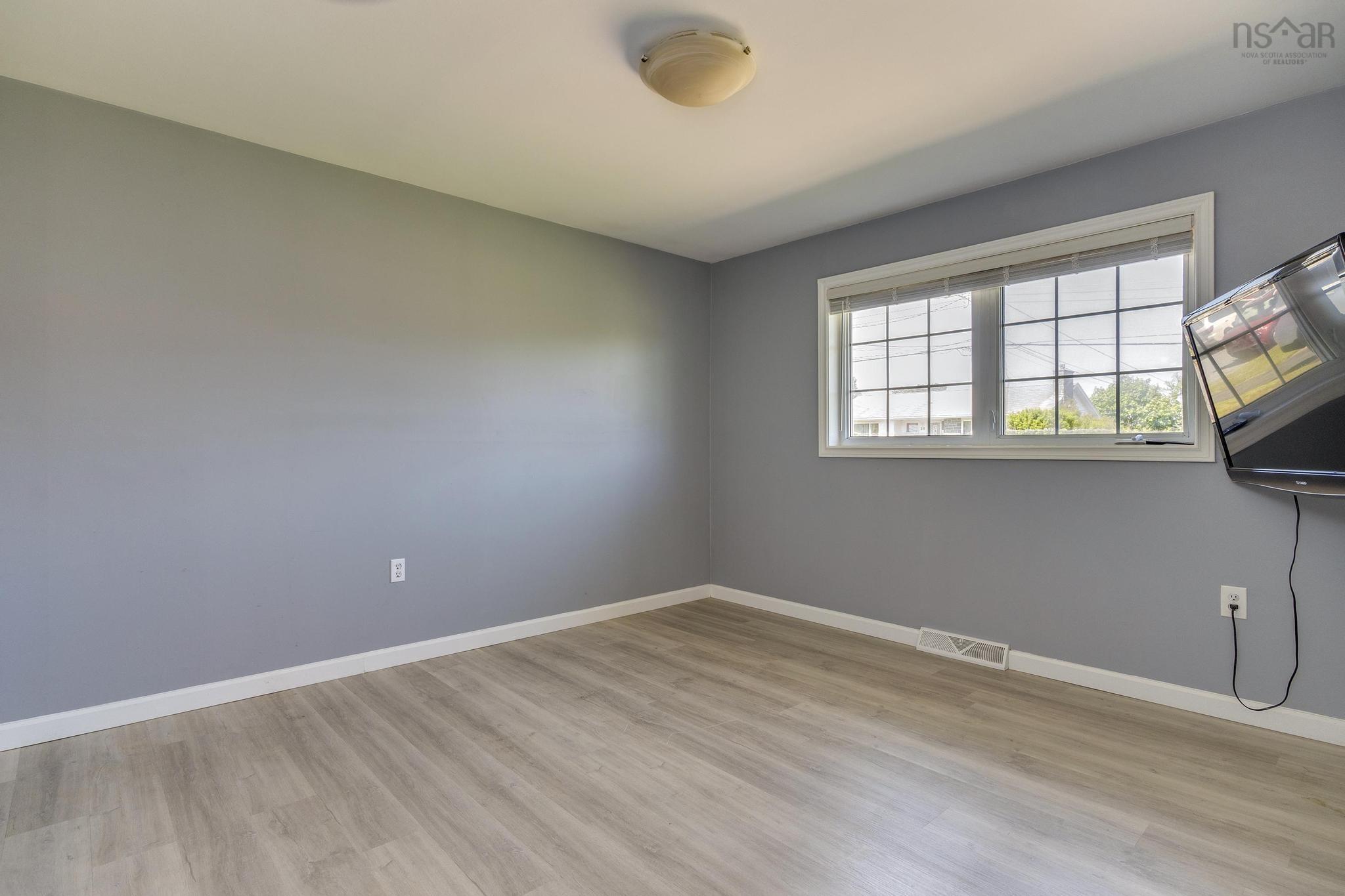 26 Swanton Drive photo #18