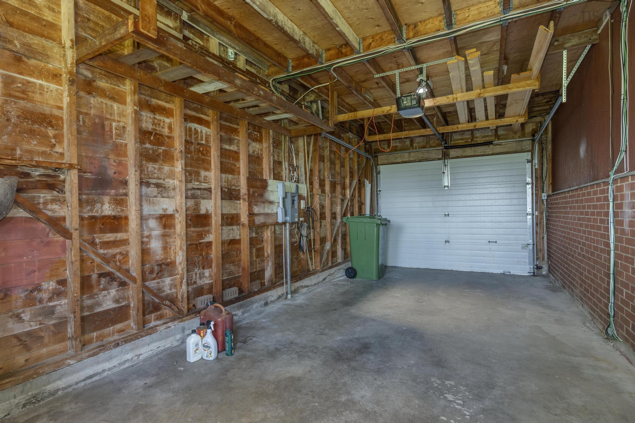 26 Swanton Drive photo #37