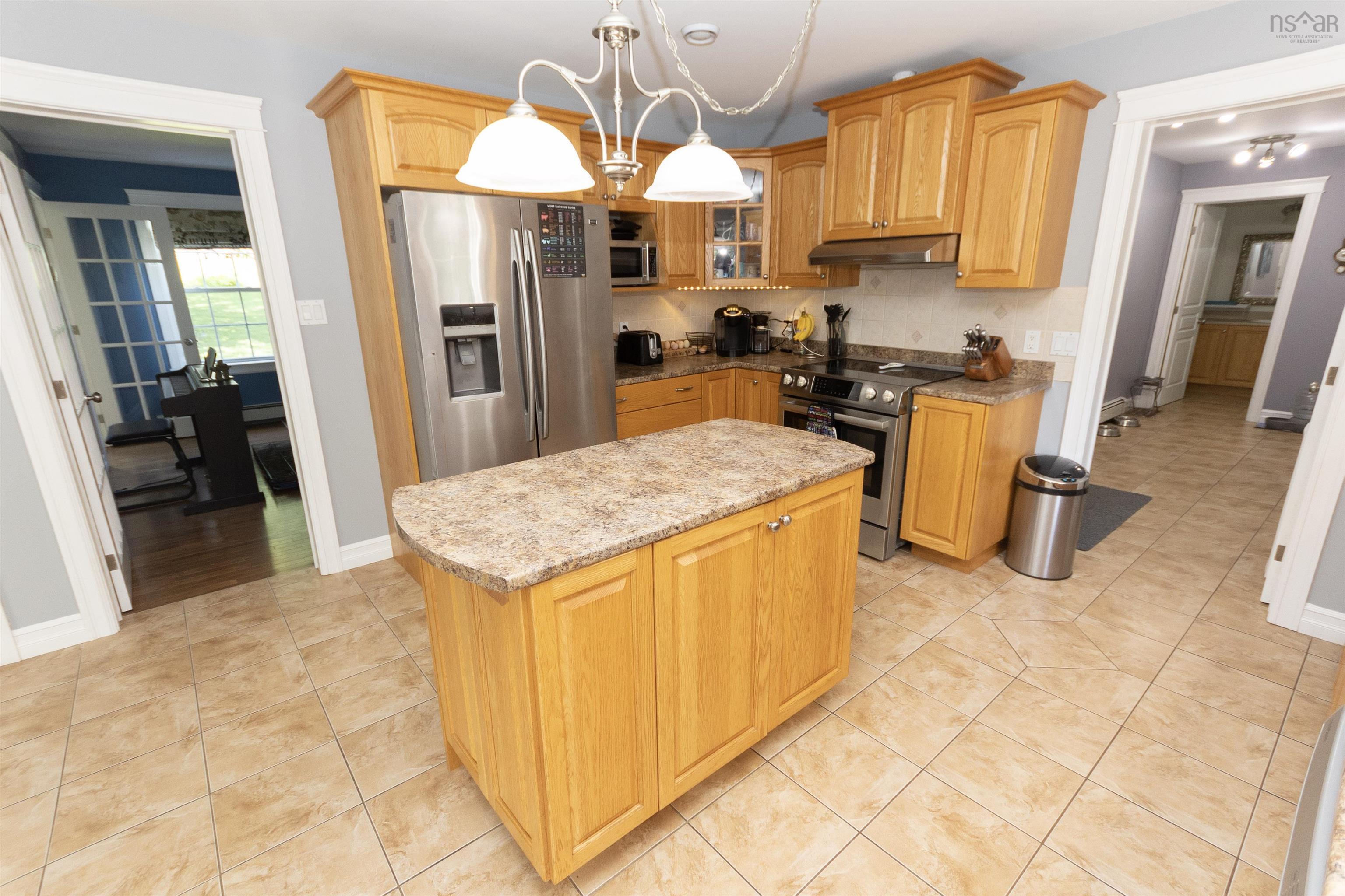 202 Lindforest Court photo #15
