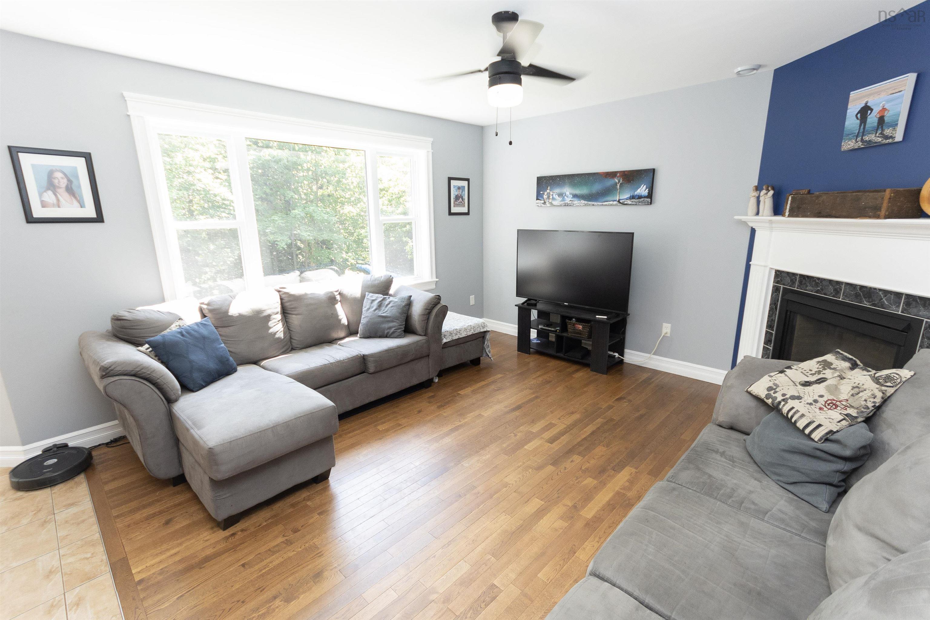 202 Lindforest Court photo #20
