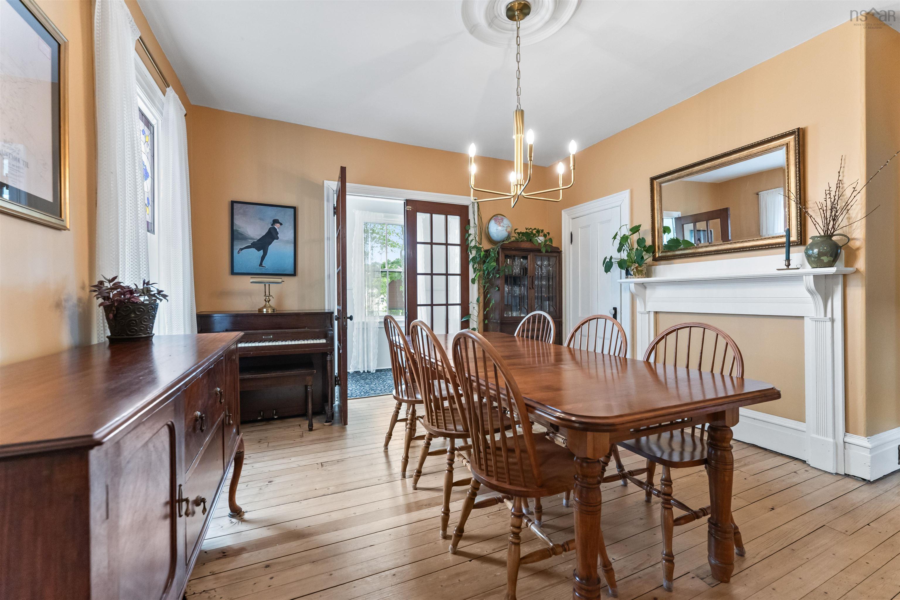 226 Prince Arthur Avenue photo #11
