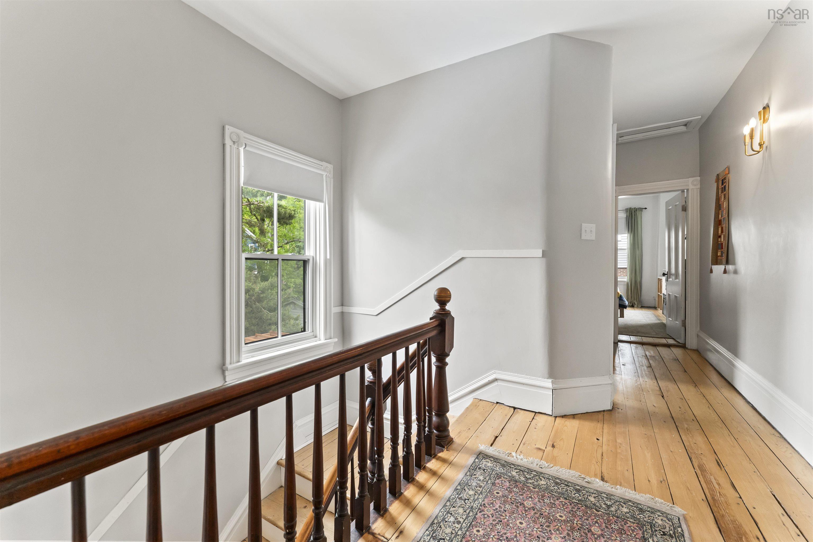 226 Prince Arthur Avenue photo #19