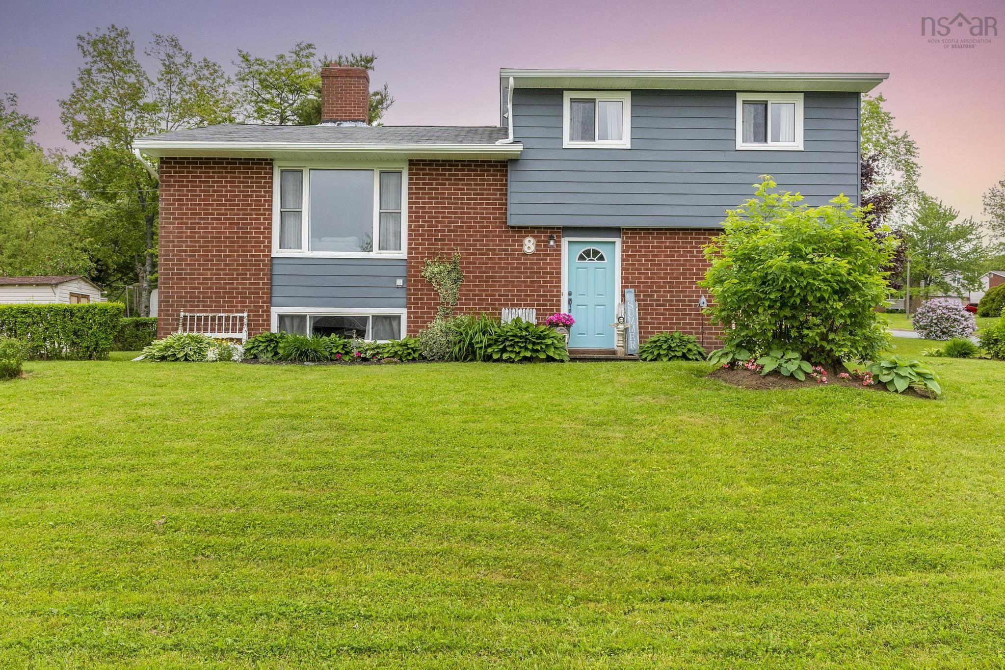 8 HARDISTY CRT, COLE HARBOUR, NS Photo 1