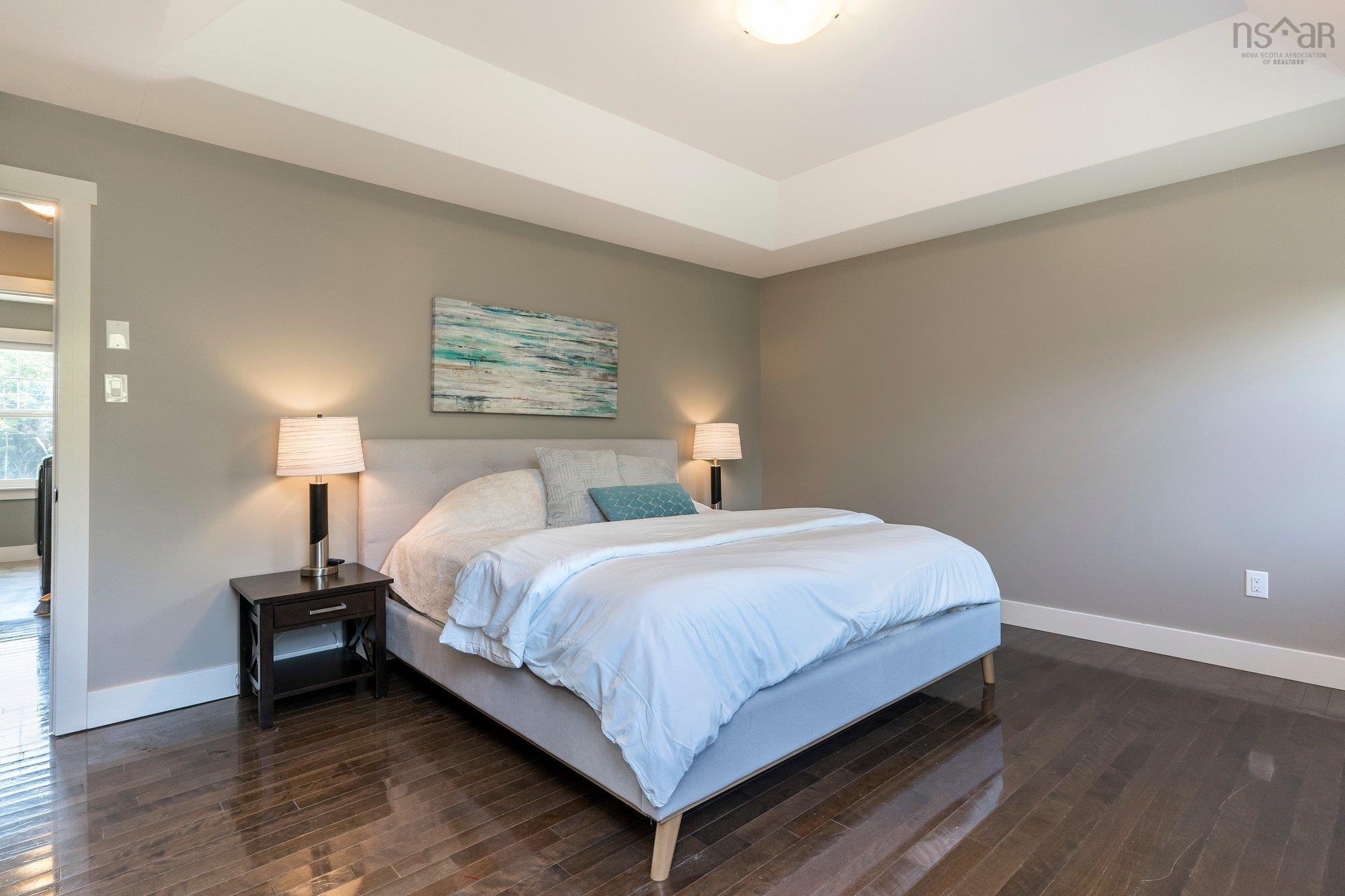 110 Coulter Crescent photo #24