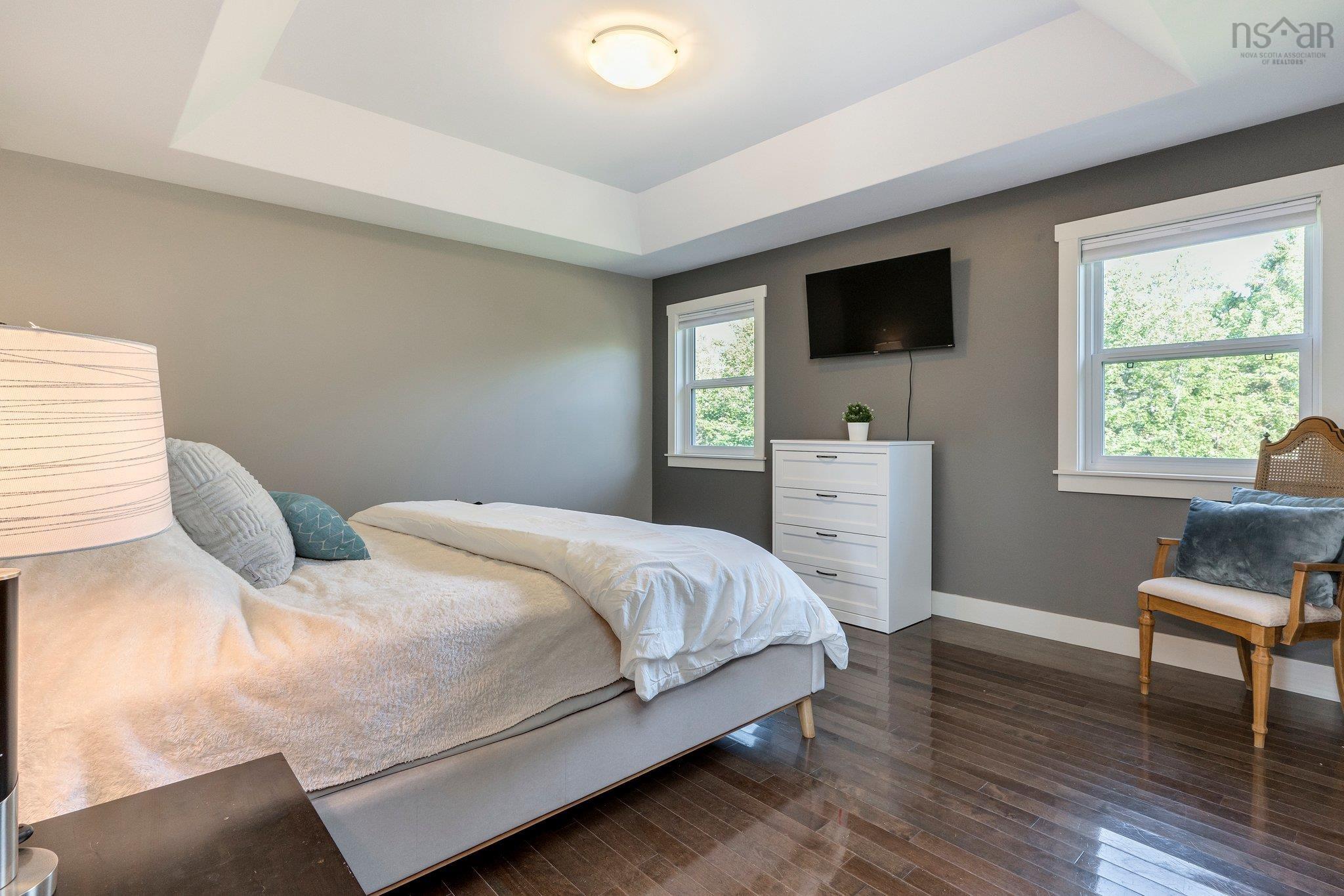 110 Coulter Crescent photo #26