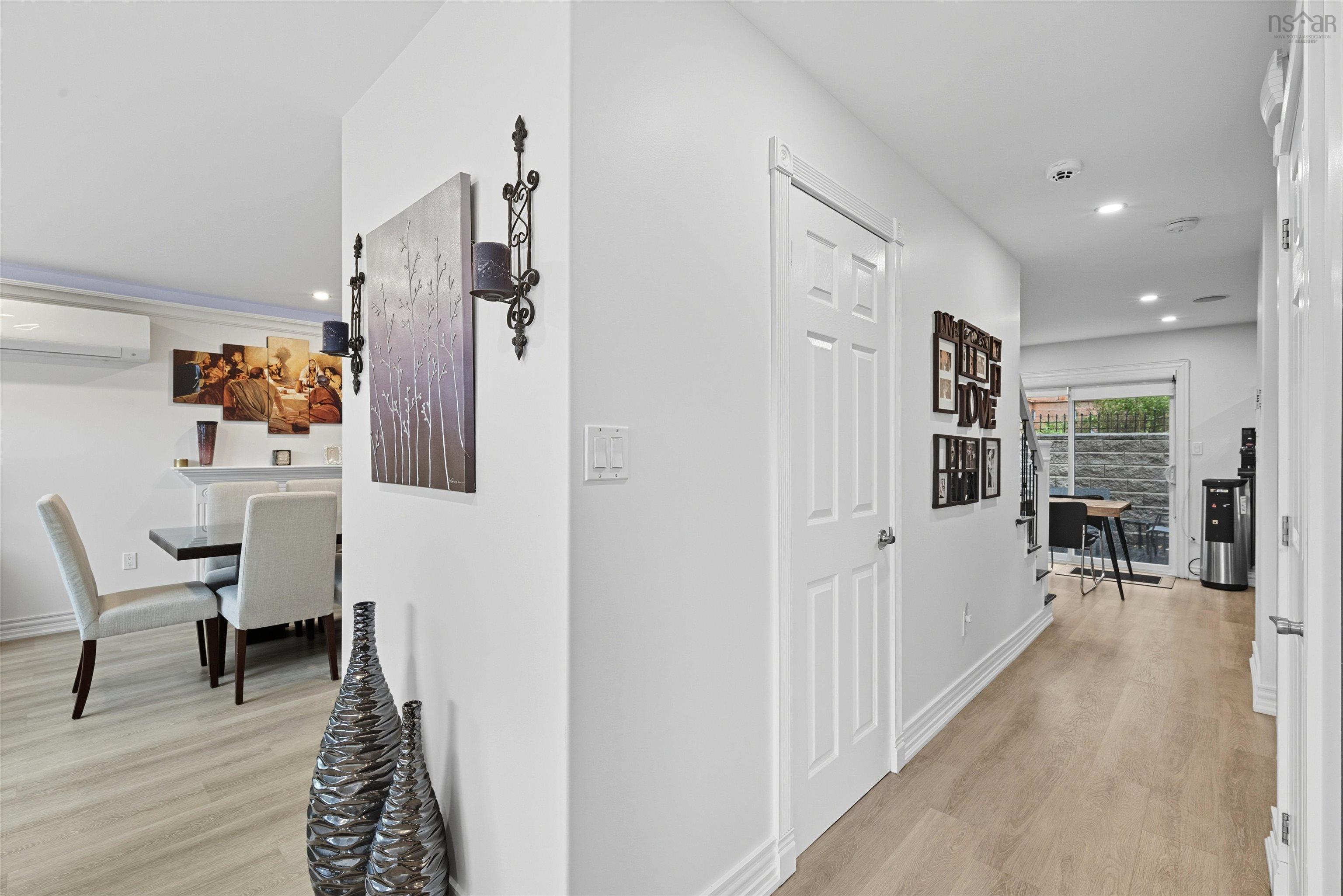 55 Donaldson Avenue photo #13