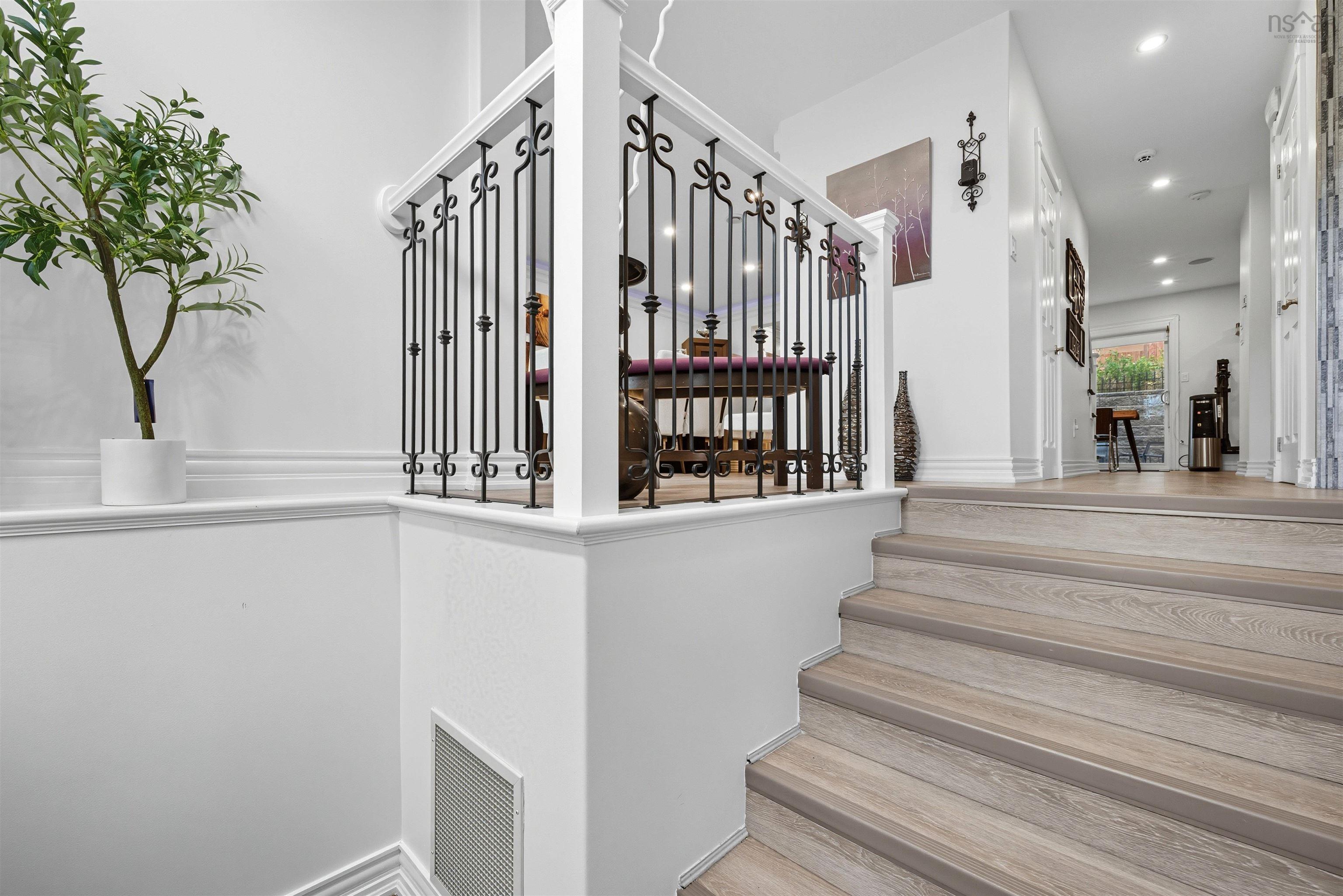 55 Donaldson Avenue photo #3