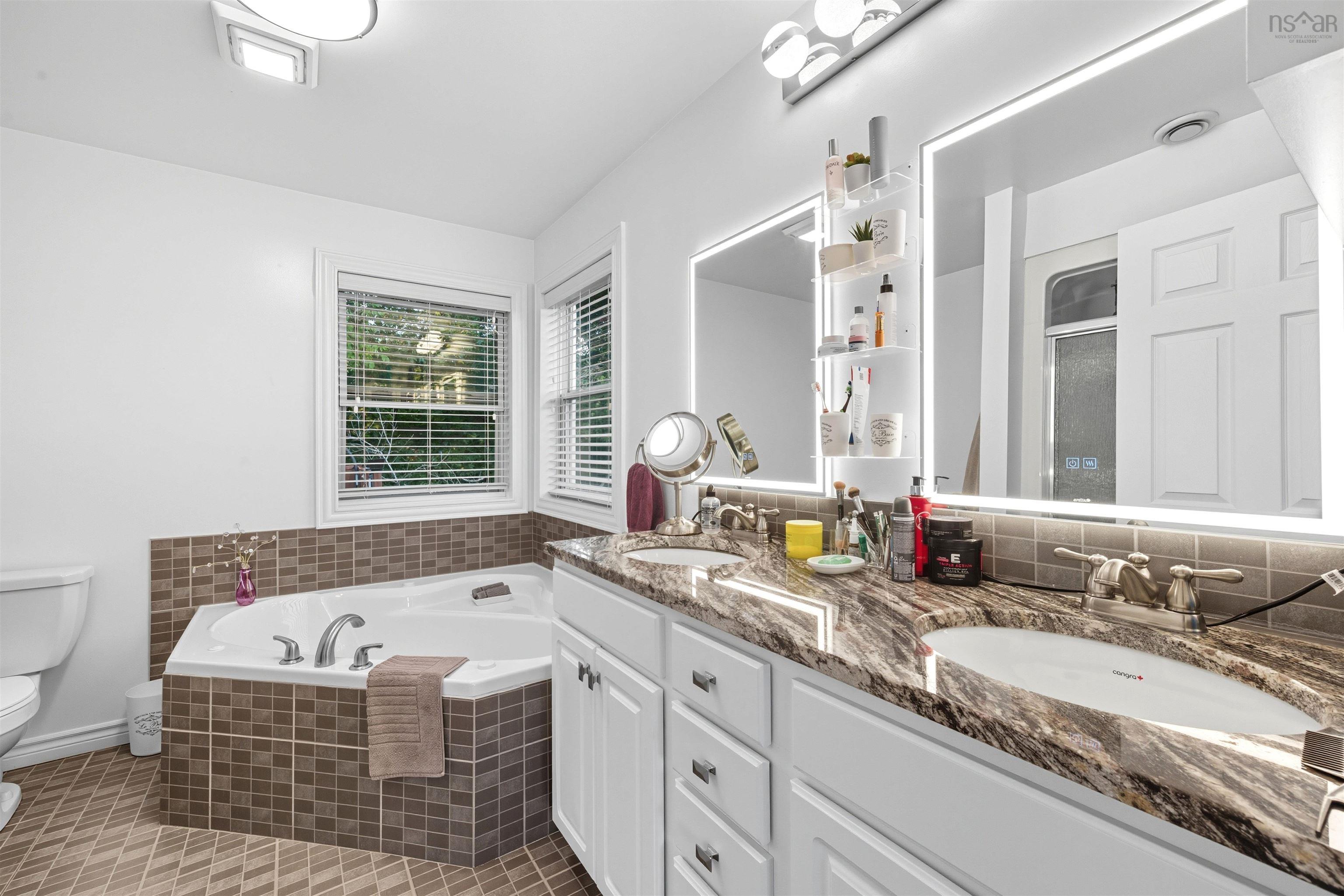 55 Donaldson Avenue photo #27