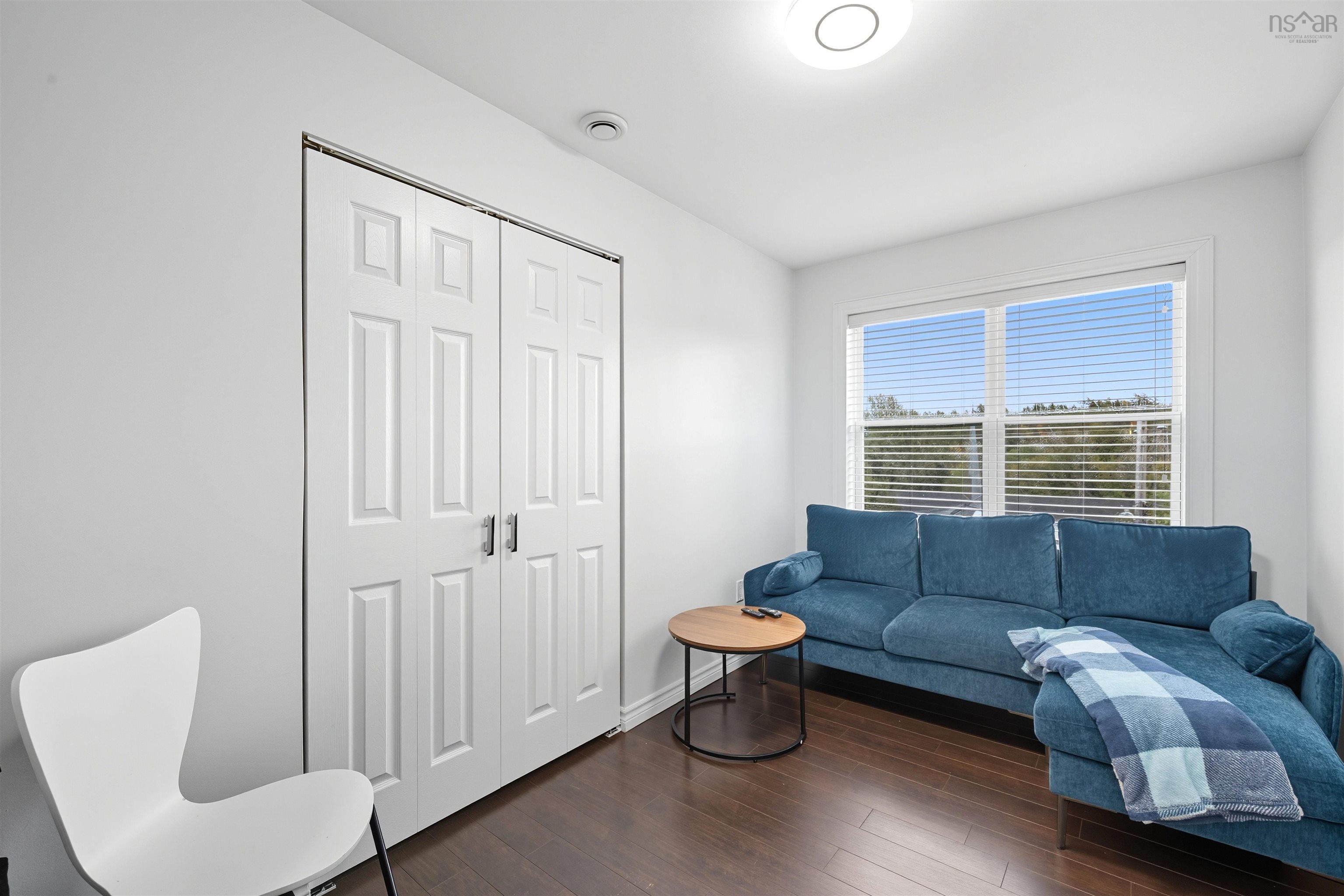 55 Donaldson Avenue photo #31