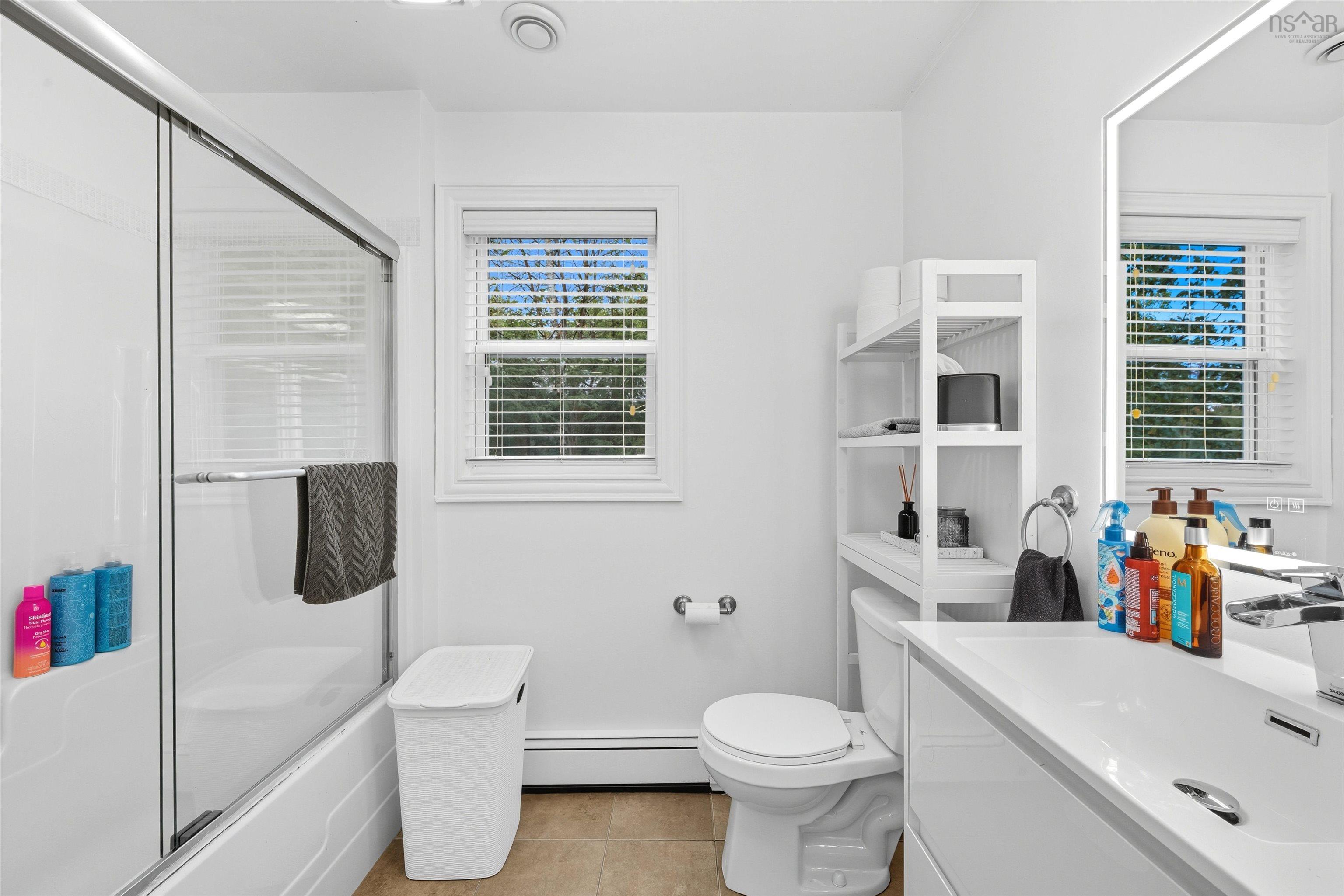 55 Donaldson Avenue photo #34